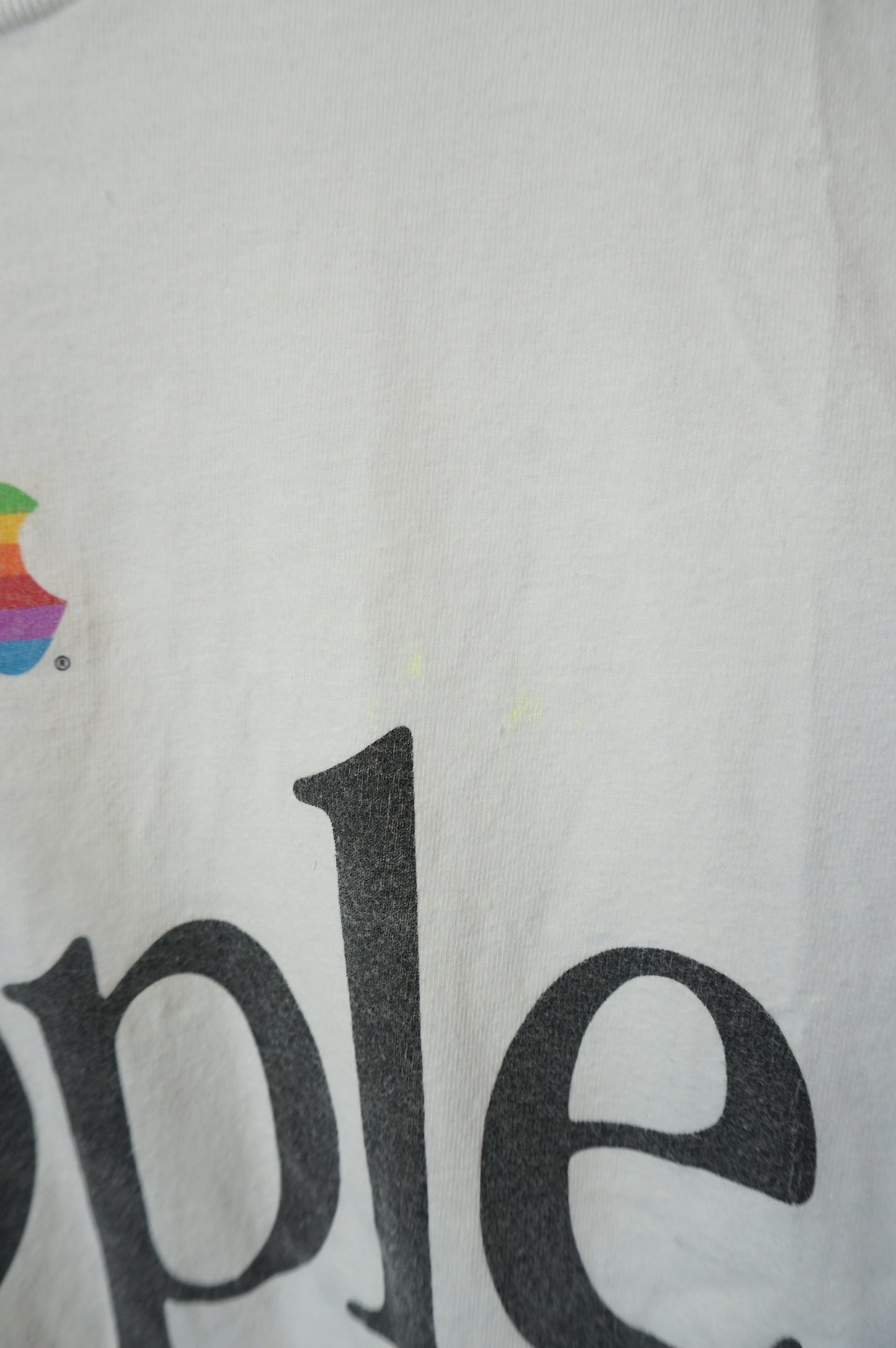 (L) Vtg Apple Center Logo T-Shirt
