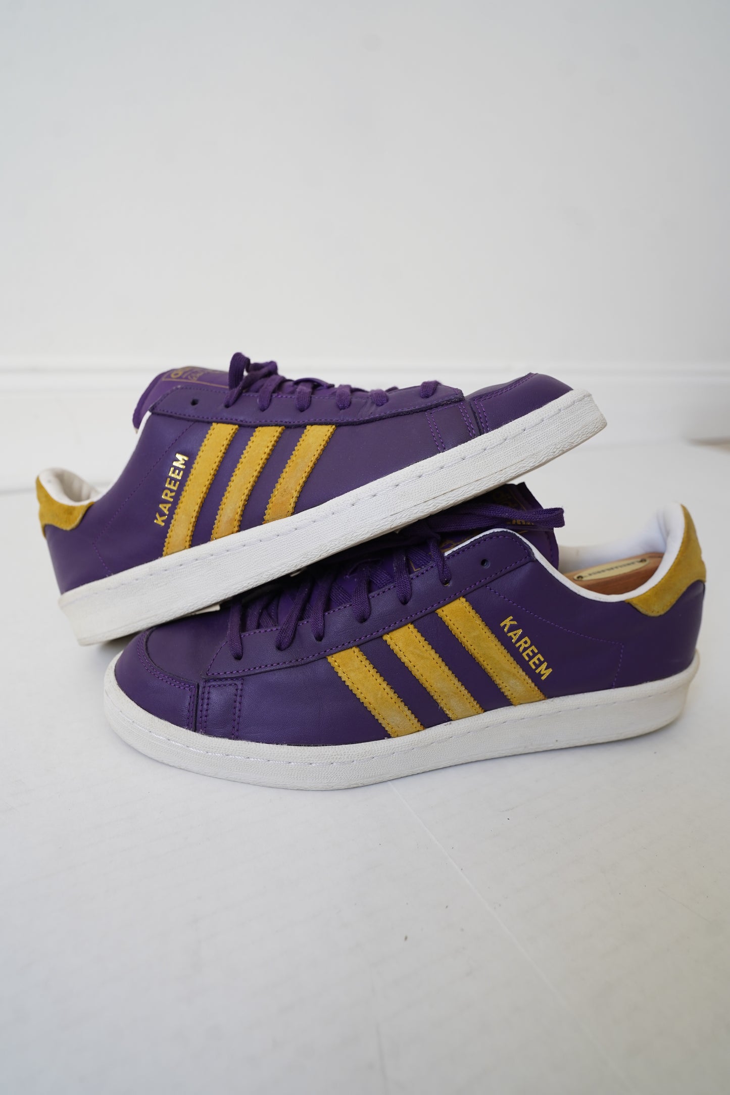 (Sz. 10.5) Adidas Kareem Abdul Jabbar Sneakers