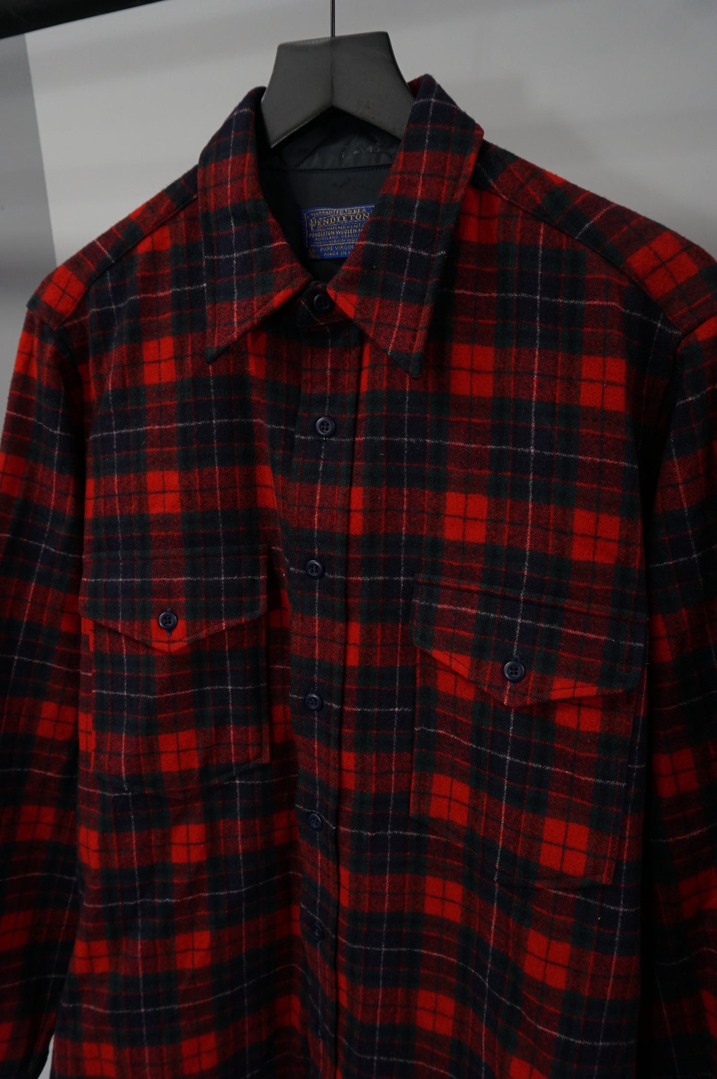 (L) Vtg Red & Navy Pendleton Flannel Shirt