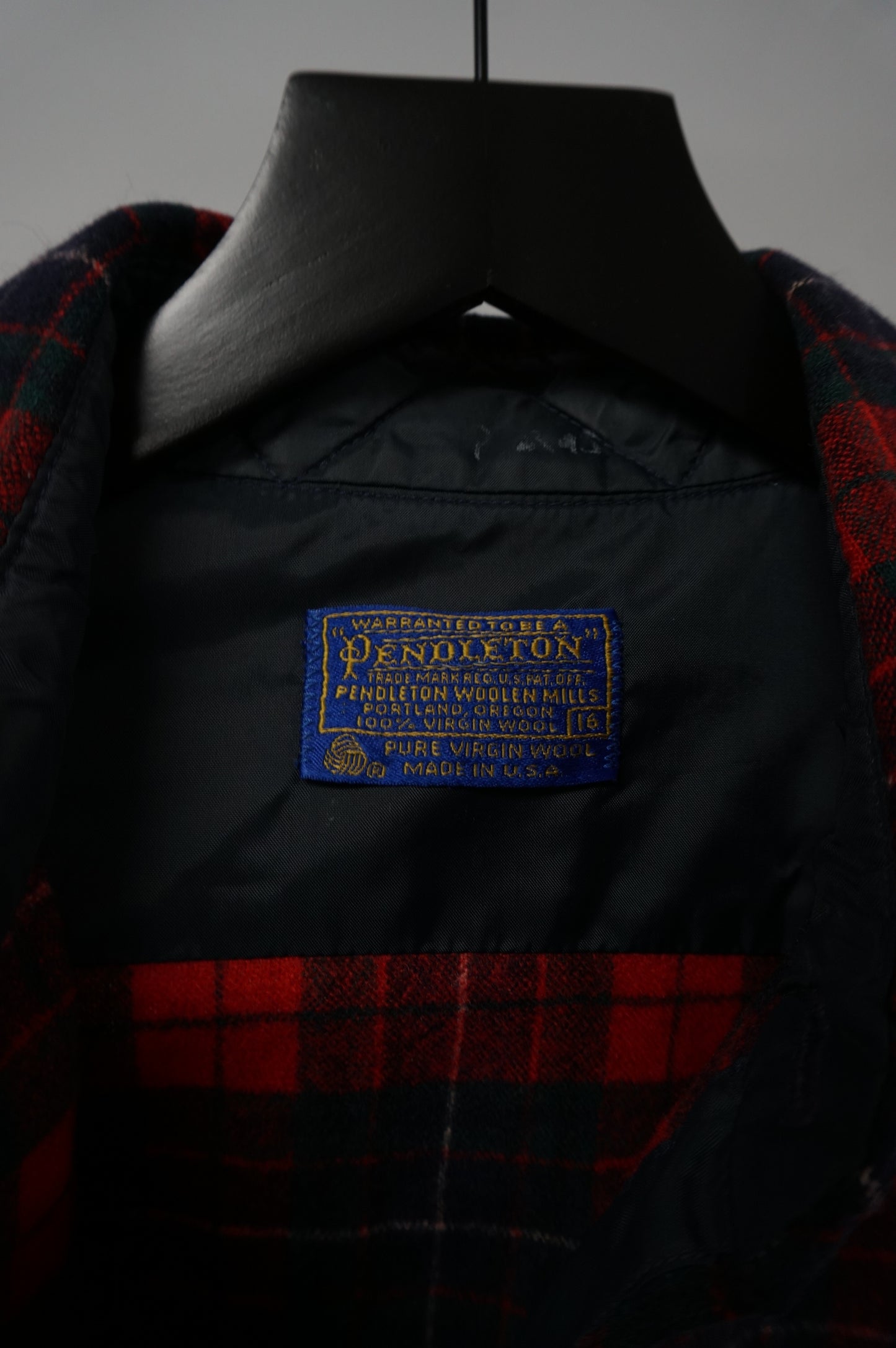 (L) Vtg Red & Navy Pendleton Flannel Shirt