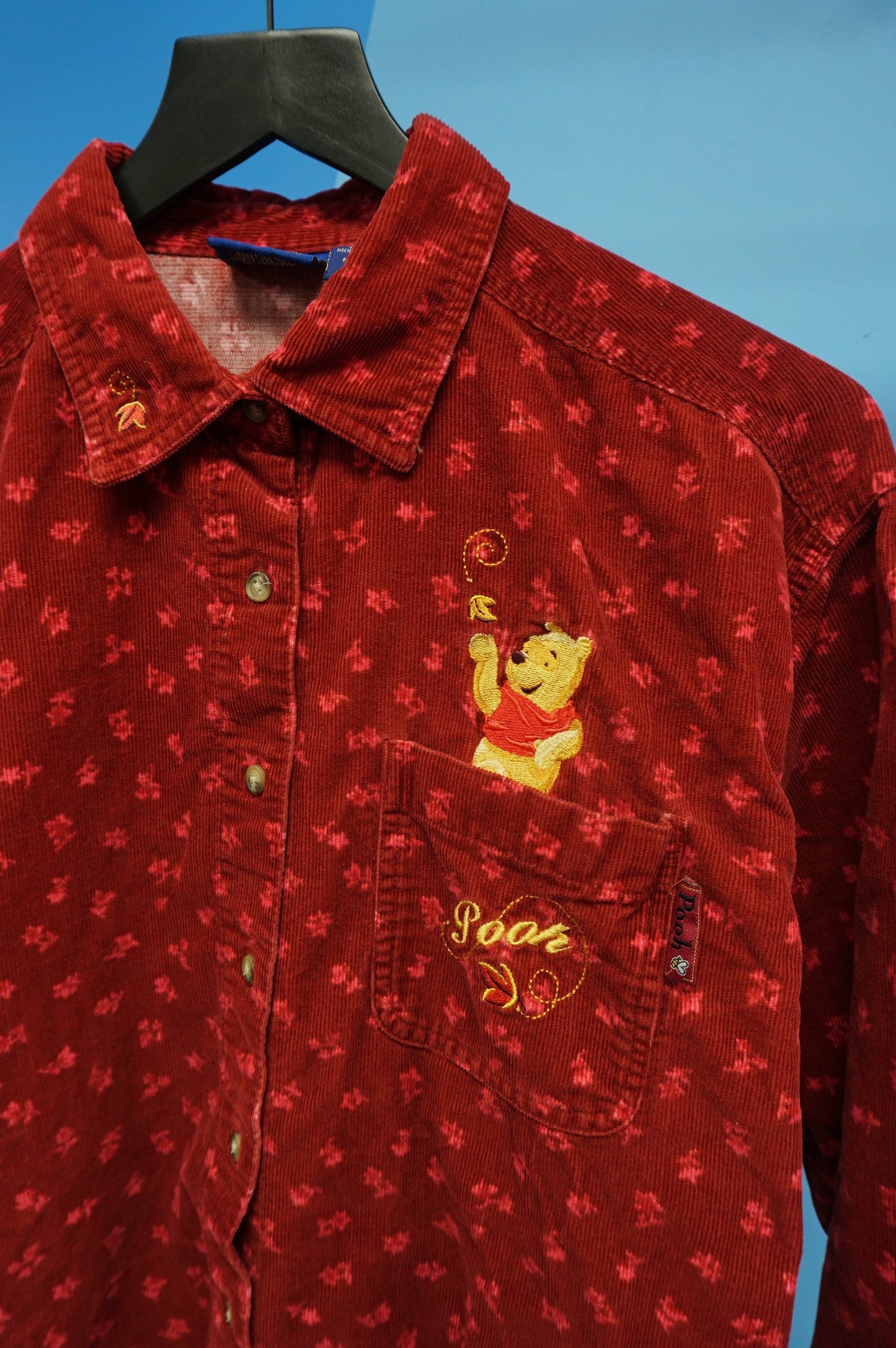 (L) Winnie The Pooh Embroidered Corduroy Button Up Shirt