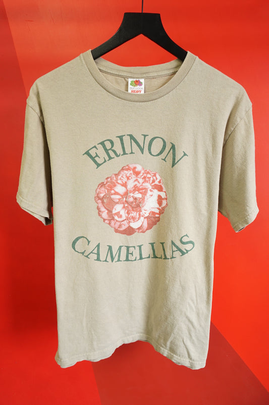 (M/L) Erinon Camellias T-Shirt