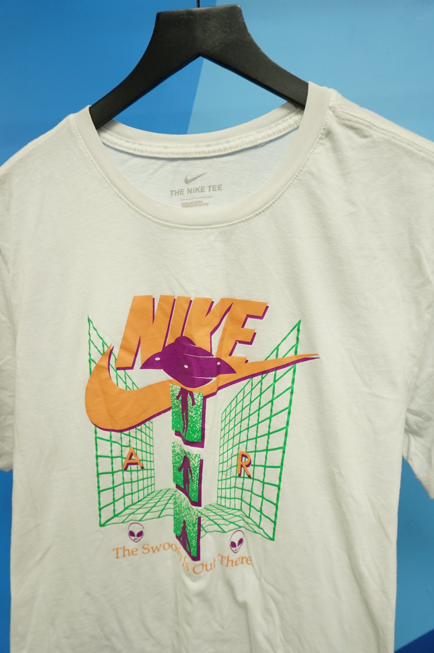 (L) Nike The Swoosh Is Out There T-Shirt