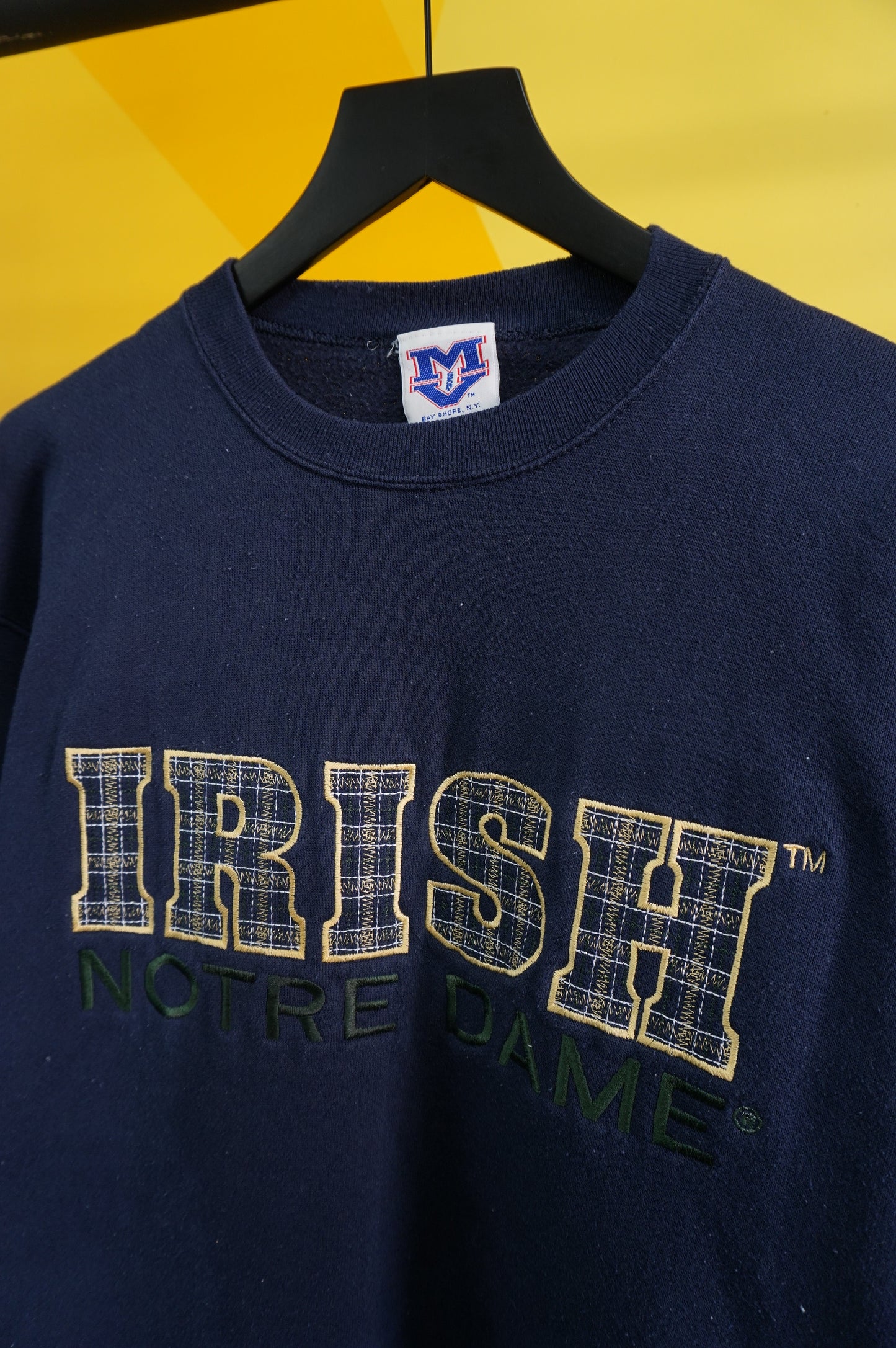 (M/L) Embroidered Notre Dame Fightin' Irish Crewneck