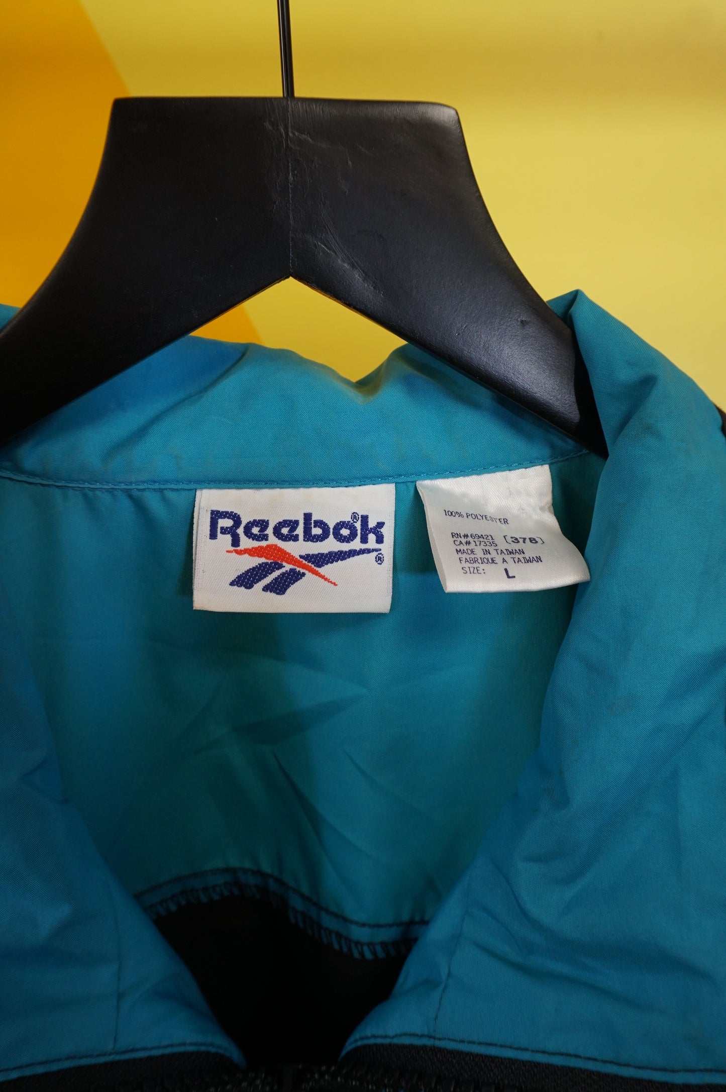 (L) Vtg Reebok Windbreaker