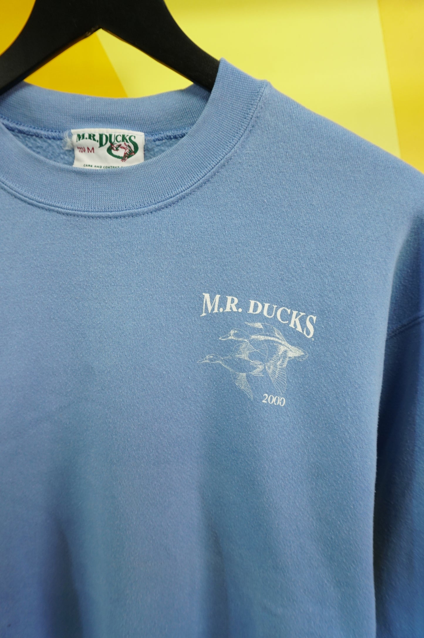 (M) 2000 M.R. Ducks Crewneck