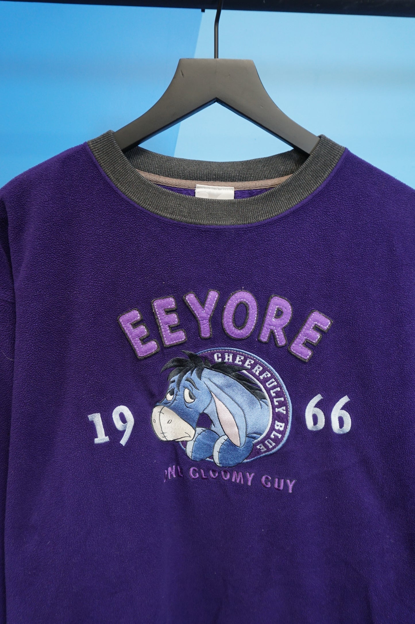 (XL/XXL) Vtg Eeyore Embroidered Crewneck