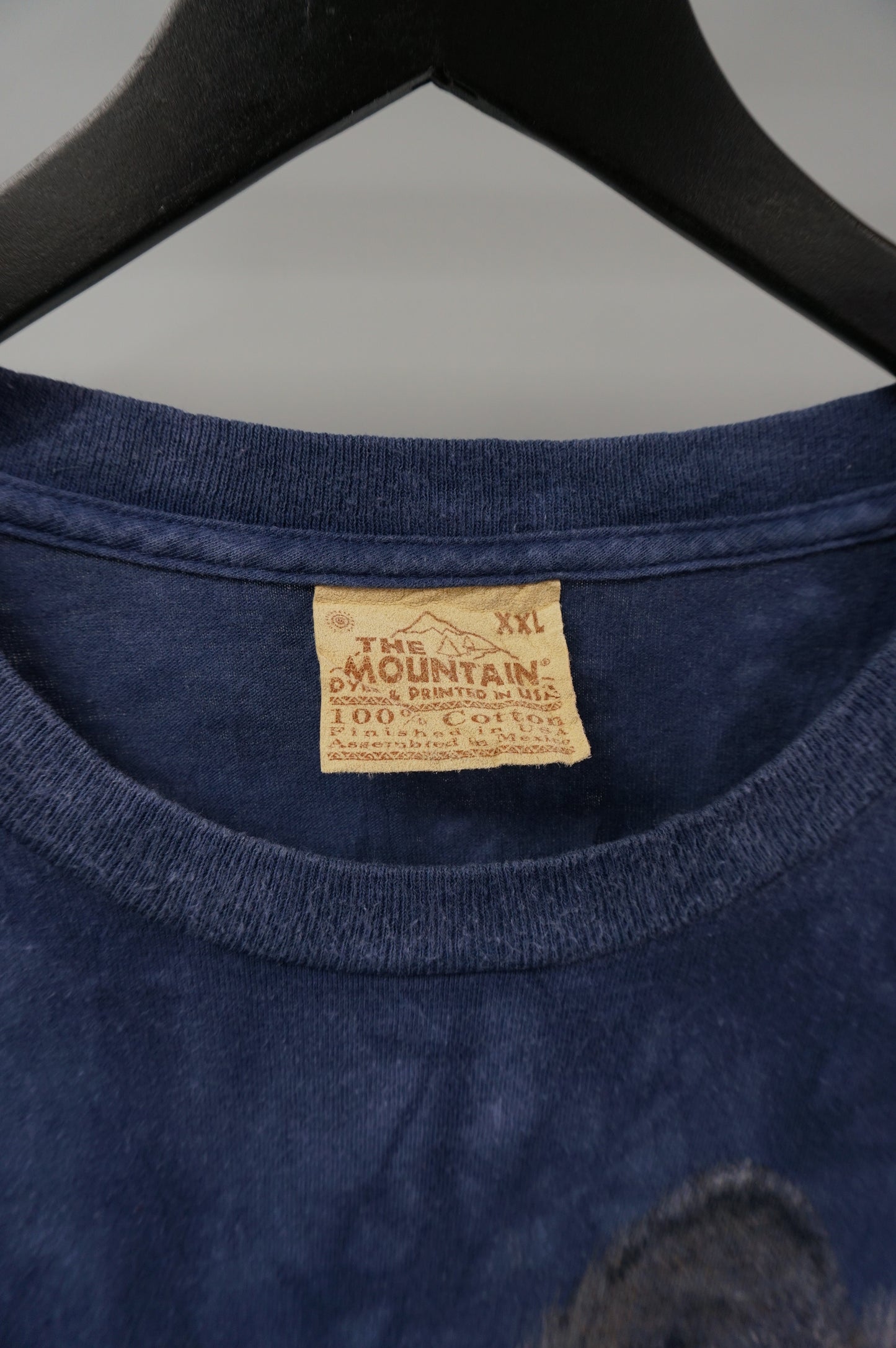 (XXL) The Mountain LS Wolf T-Shirt