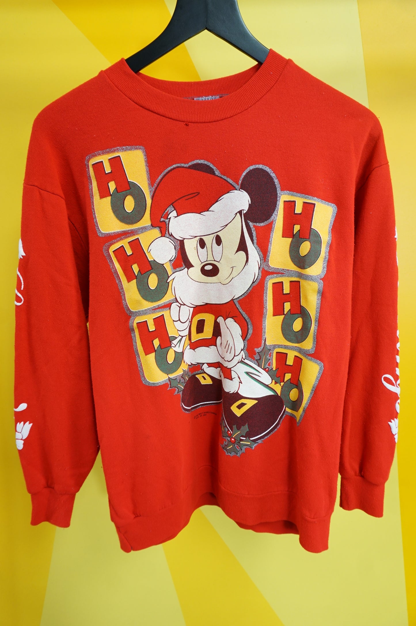 (M) Hohoho Mickey 90s Crewneck