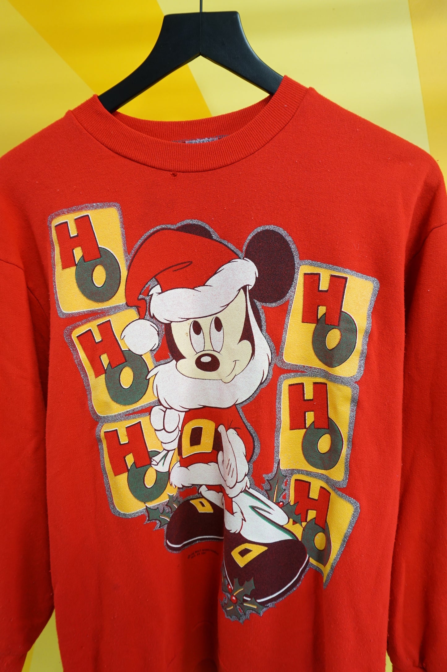 (M) Hohoho Mickey 90s Crewneck