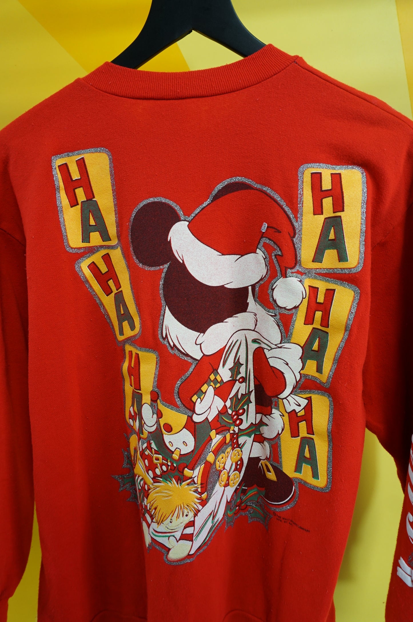 (M) Hohoho Mickey 90s Crewneck