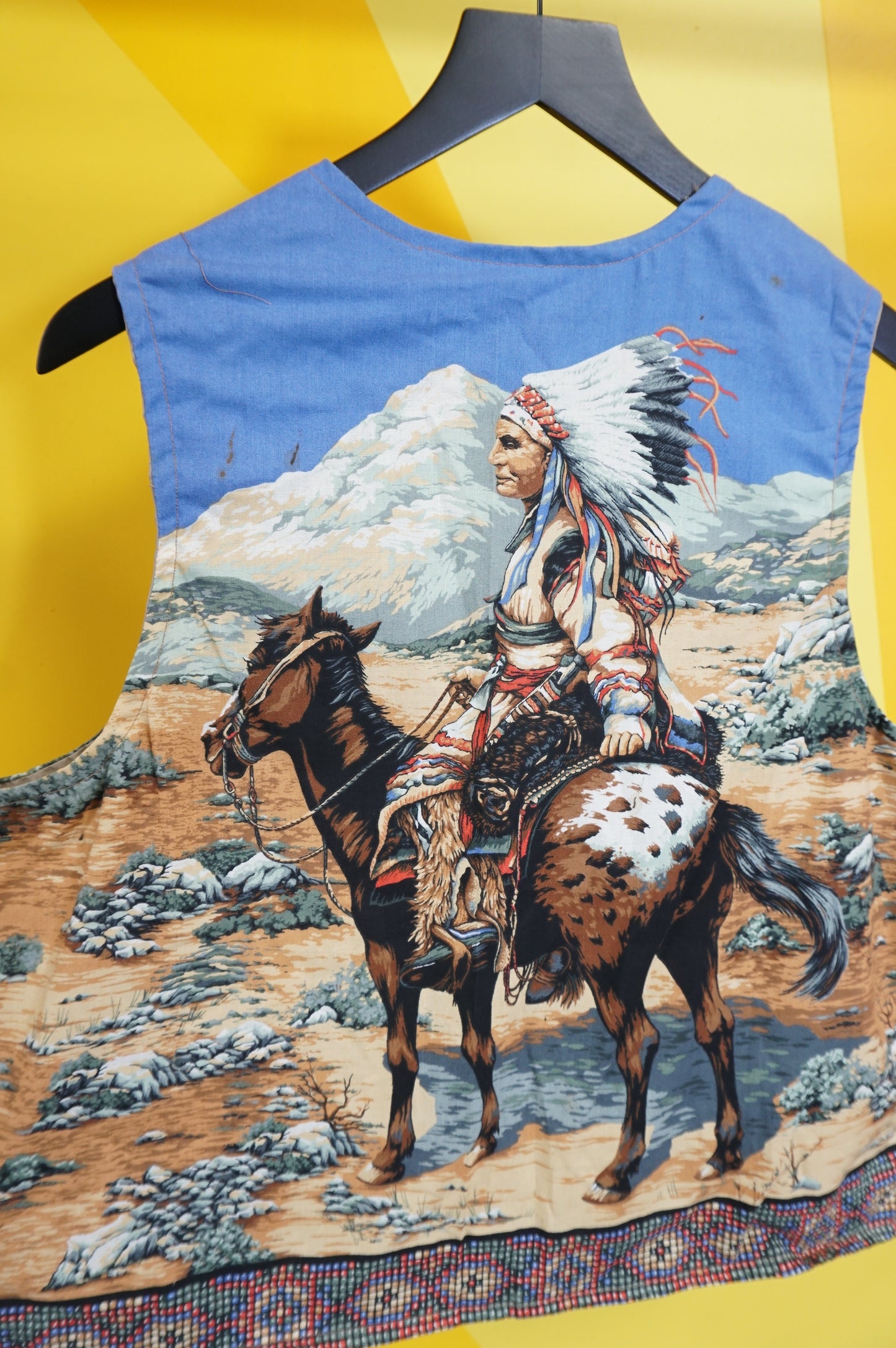 (L) Native American Vest