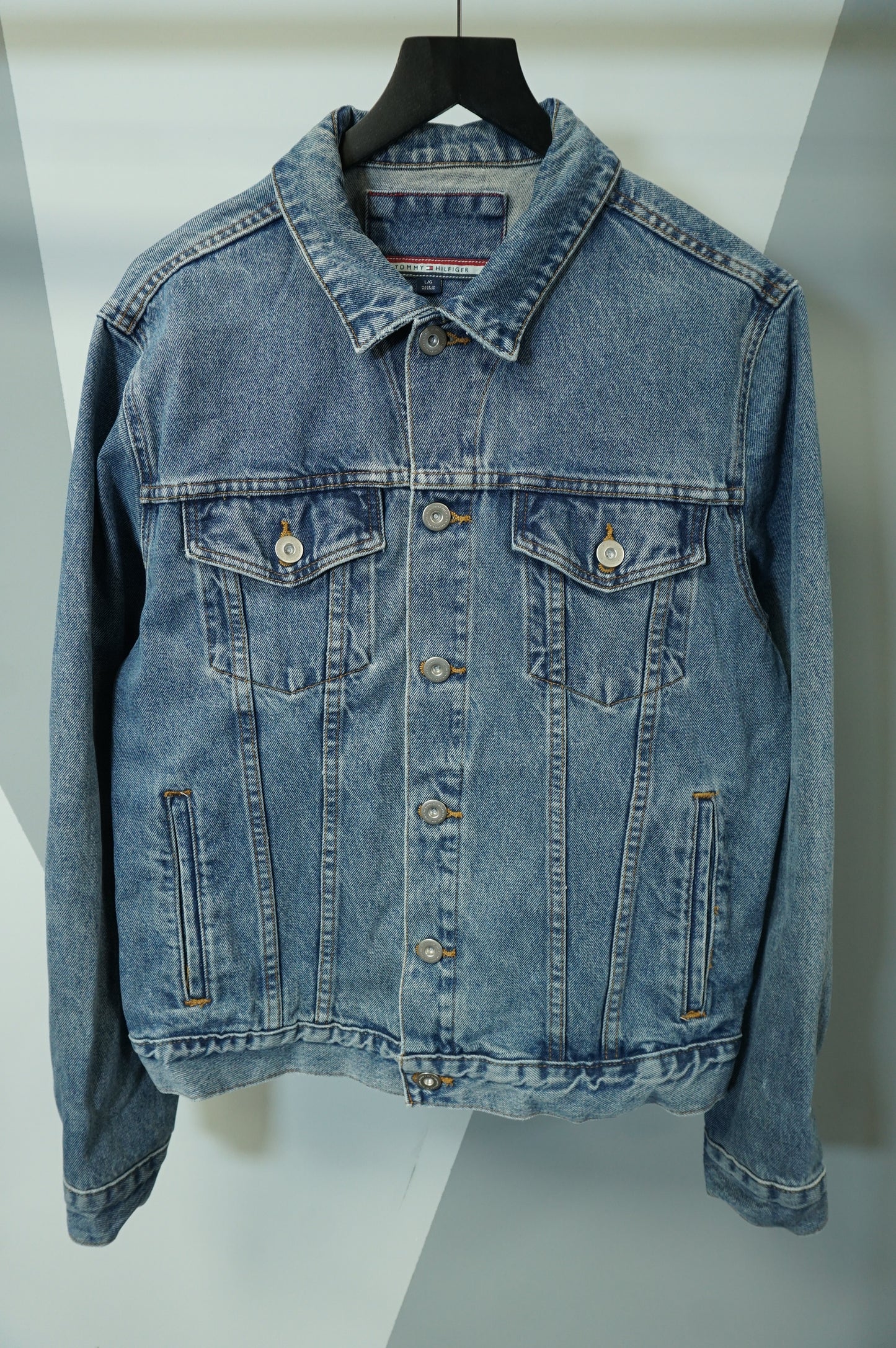 (L) Tommy Hilfiger Denim Jacket