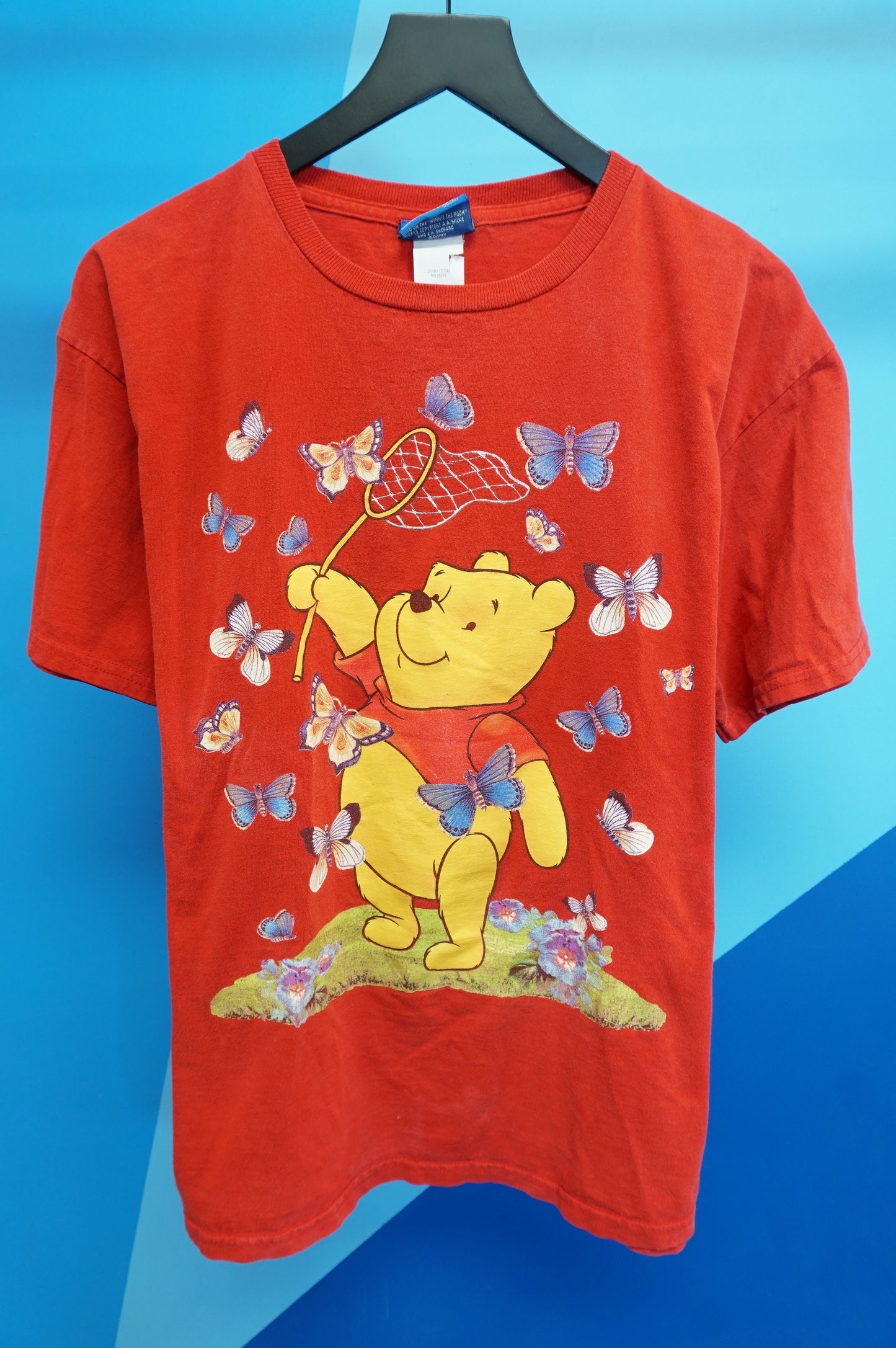 (L) Winnie The Pooh Butterfly T-Shirt