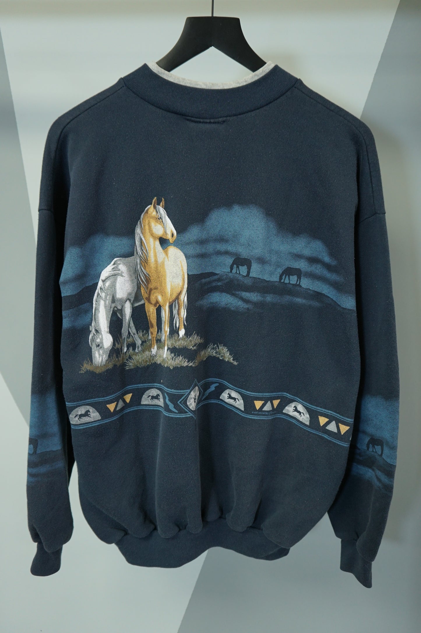 (L) Vtg Art Unlimited Horse Crewneck