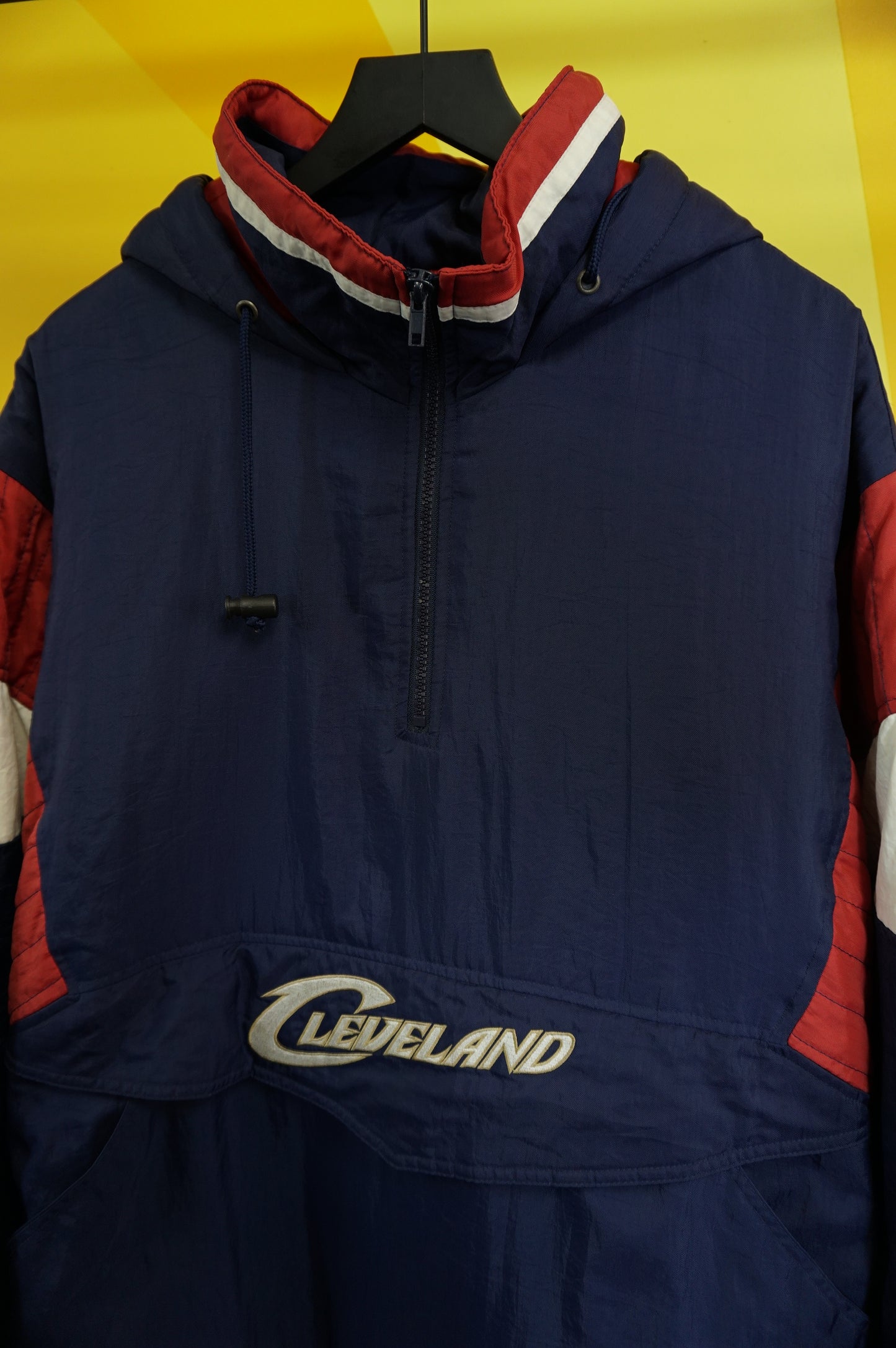 (XL/XXL) Vtg Cleveland Cavaliers Adidas Puffer Jacket