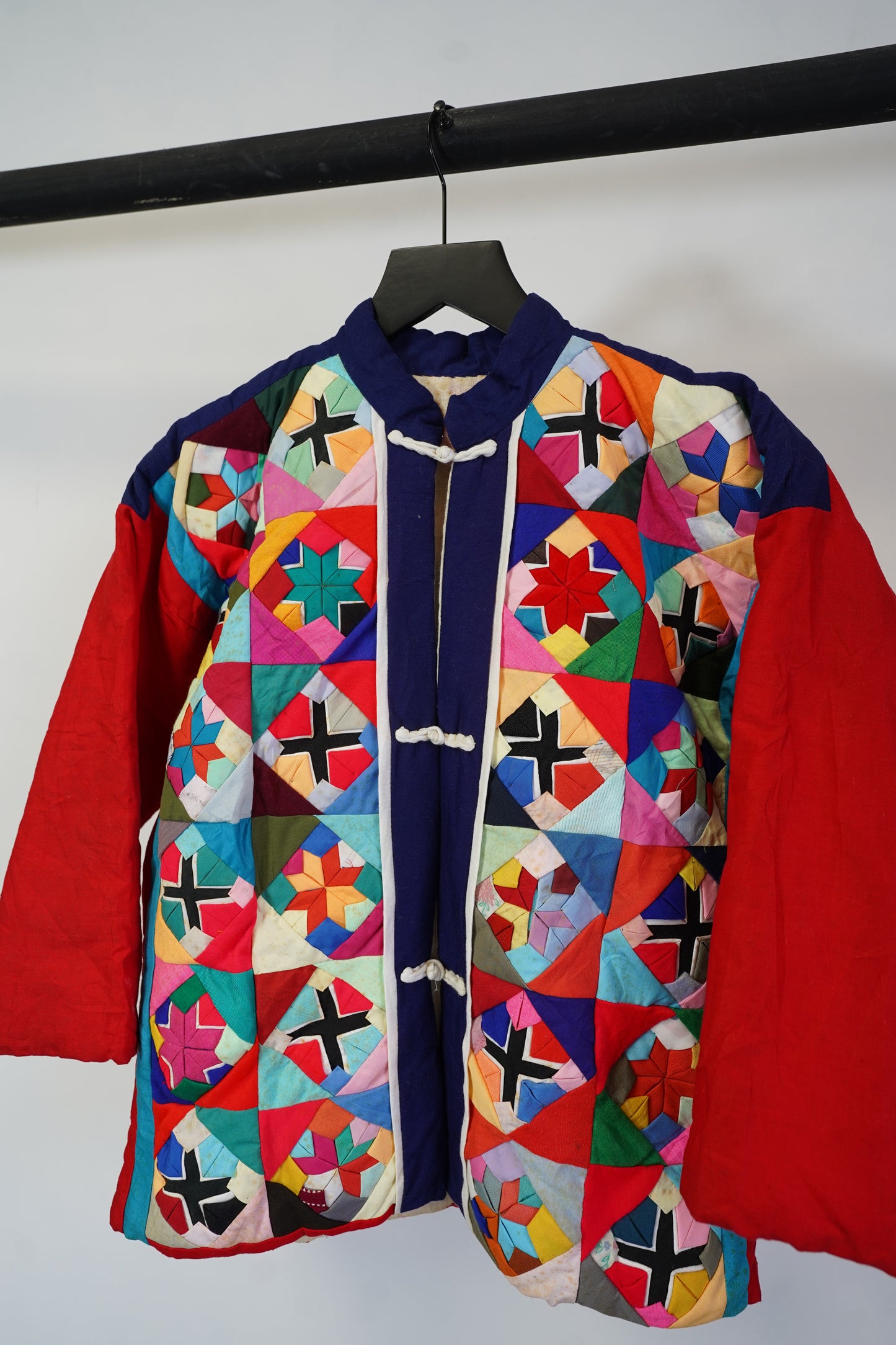 (S) Vintage Red Kimono Jacket: Hand-Sewn Reptile Art