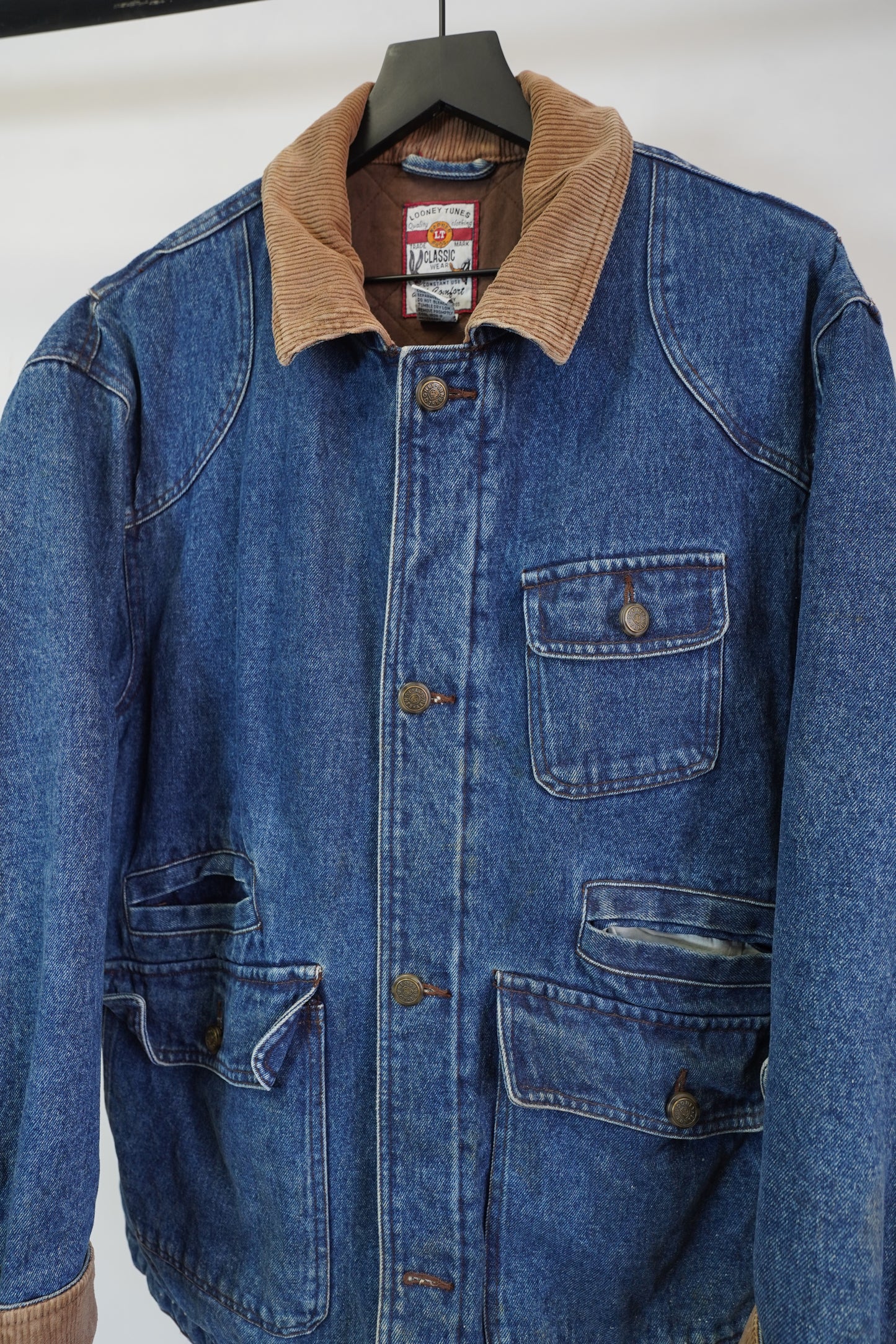 (M/L) Bugs Bunny Looney Tunes Denim Vintage Hunting Jacket