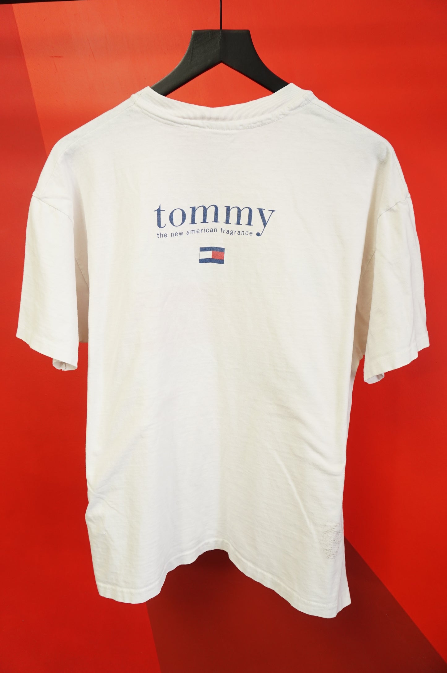 (L) USA Made Tommy Hilfiger Big Logo Single Stitch T-Shirt
