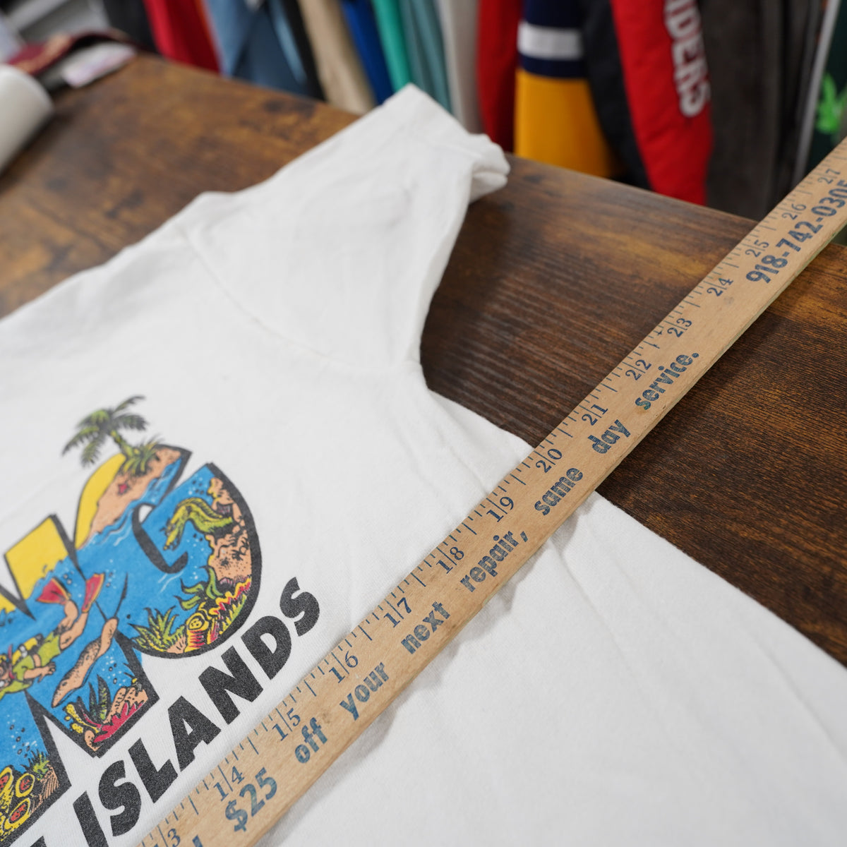 (L) Vintage Fruit of the Loom Cayman Islands Scuba Diving T-Shirt White Large 90s