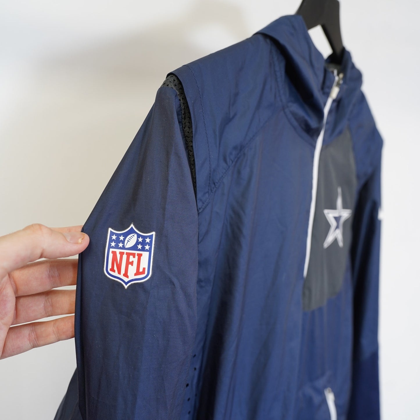 (S) Dallas Cowboys Nike Alpha Fly Rush Pullover Windbreaker Jacket Men's S 1/4 Zip