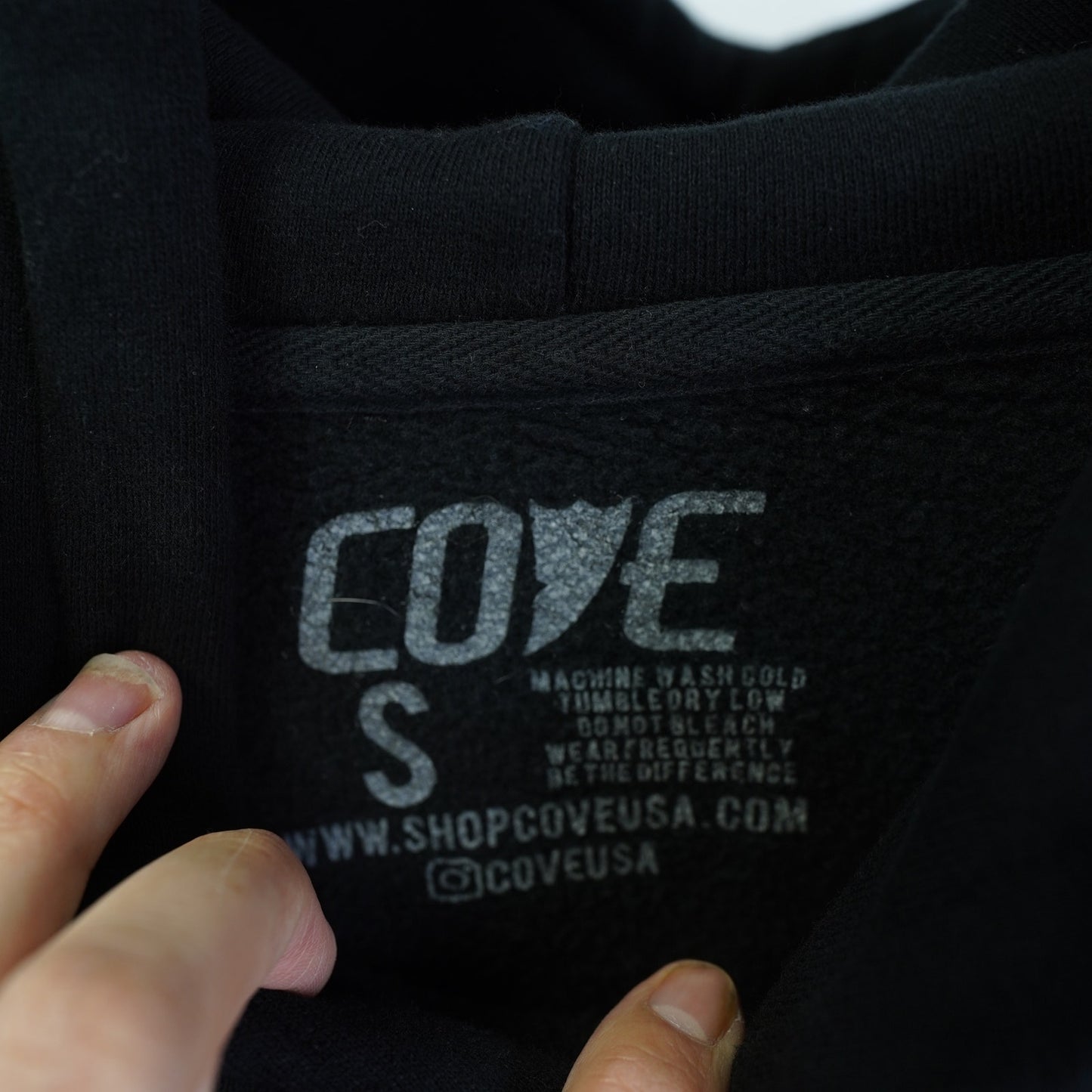 (S) Cove Surf Company Snake & Anchor Graphic Hoodie Men's S Black Gold Skate Y2K
