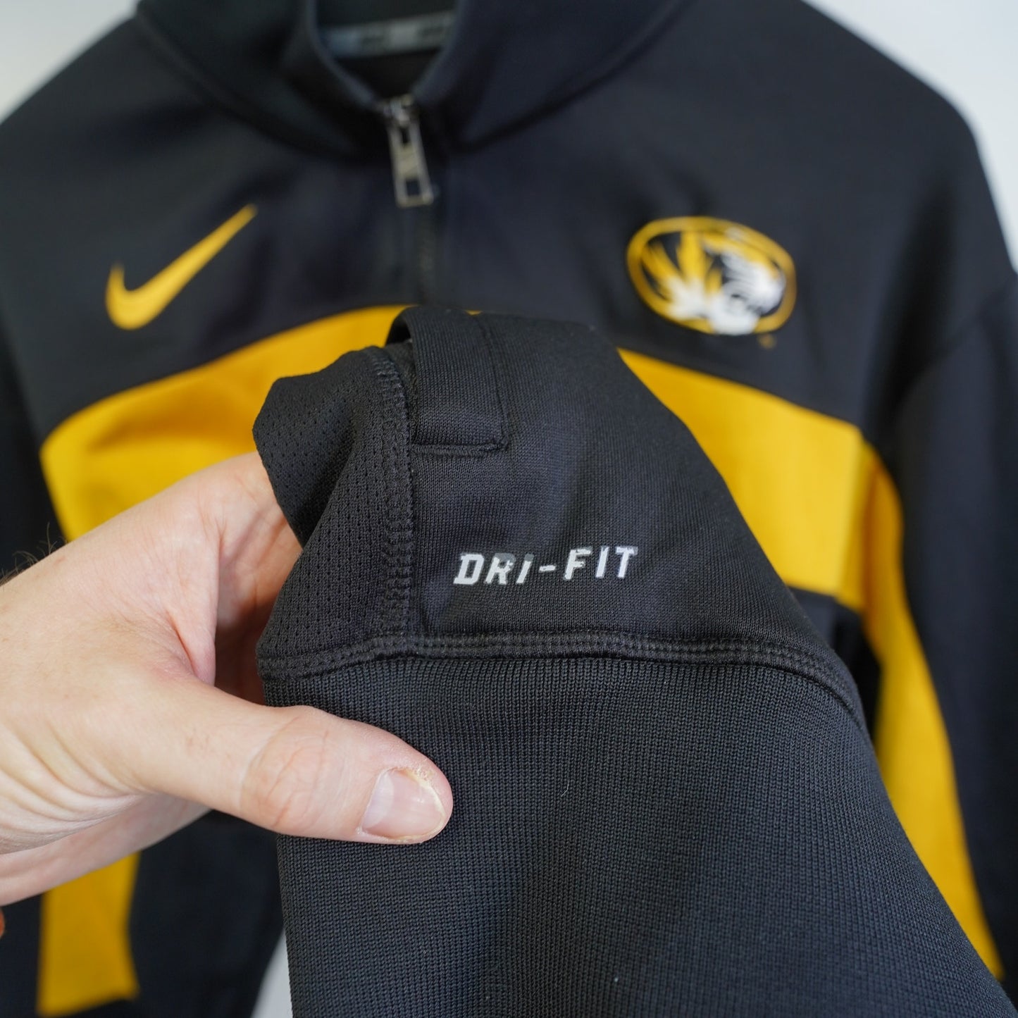 (L) Nike Missouri Tigers Dri-Fit Full Zip Track Jacket Men's L Black Yellow