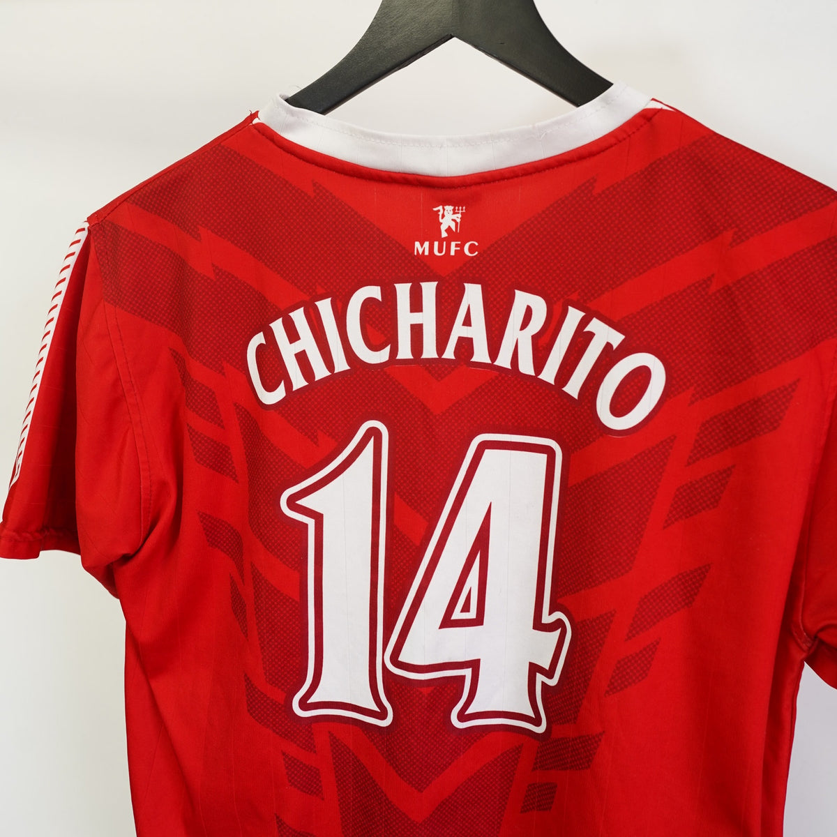 (Boys L) Chicharito Manchester United All Over Print Vintage Soccer Jersey Kids L/XL Red