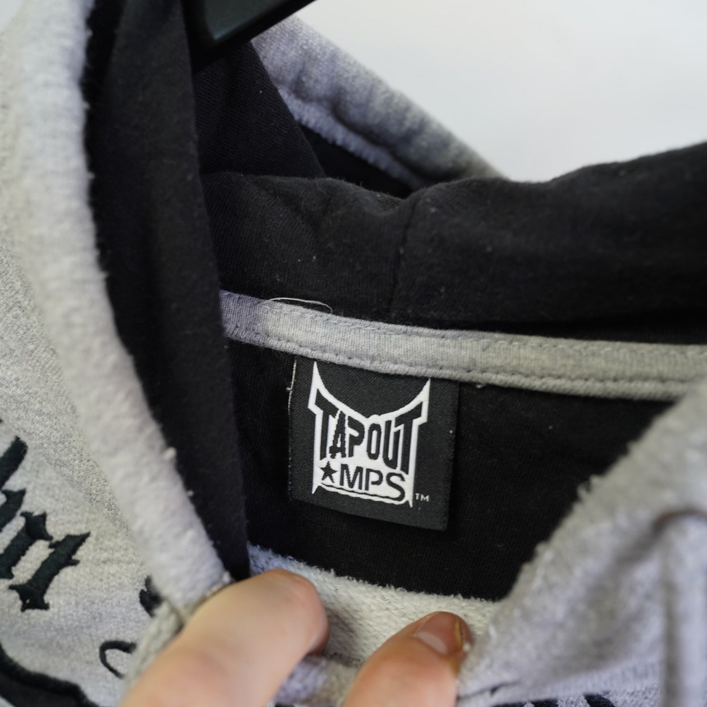 (XXL) Vintage Y2K Tapout MMA Embroidered Pullover Hoodie Size 2XL-4X Gray 2000s