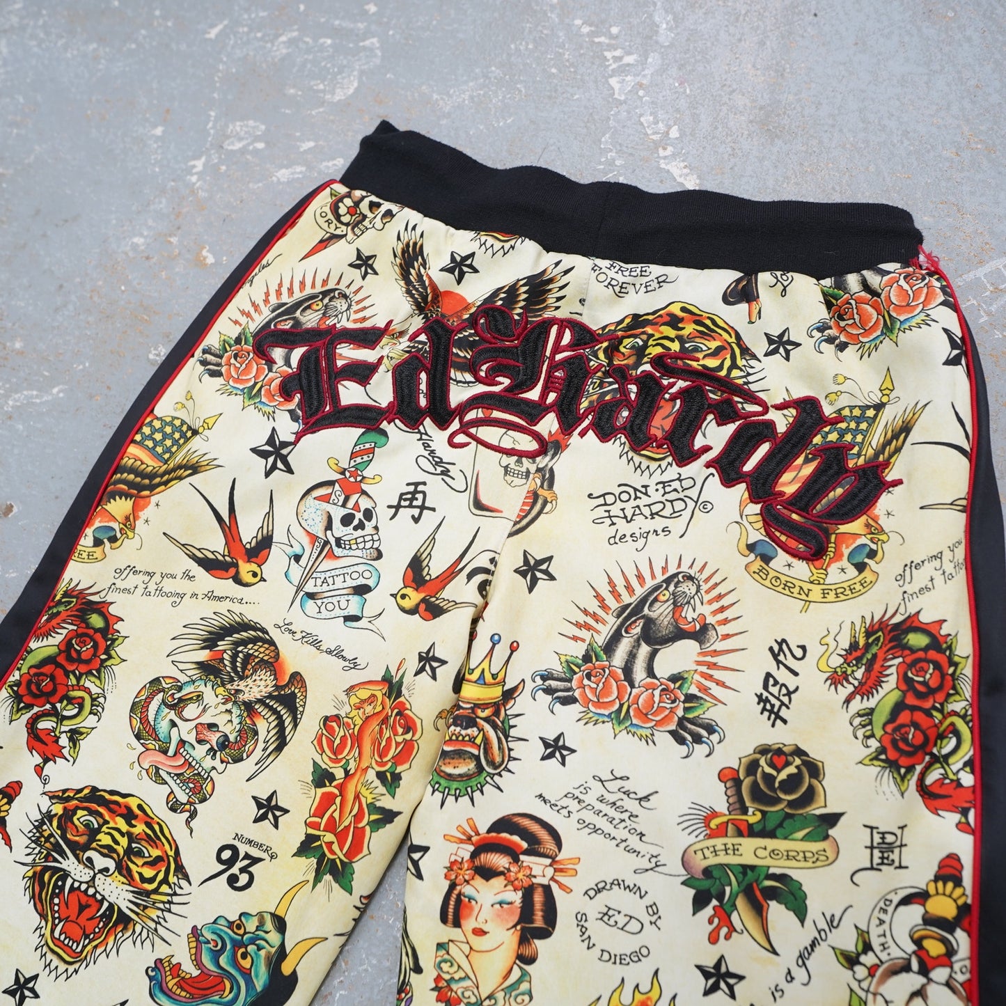 (Women's S) Ed Hardy Flashboard Tattoo Print Track Pants Women's S Y2K 2000s Multicolor