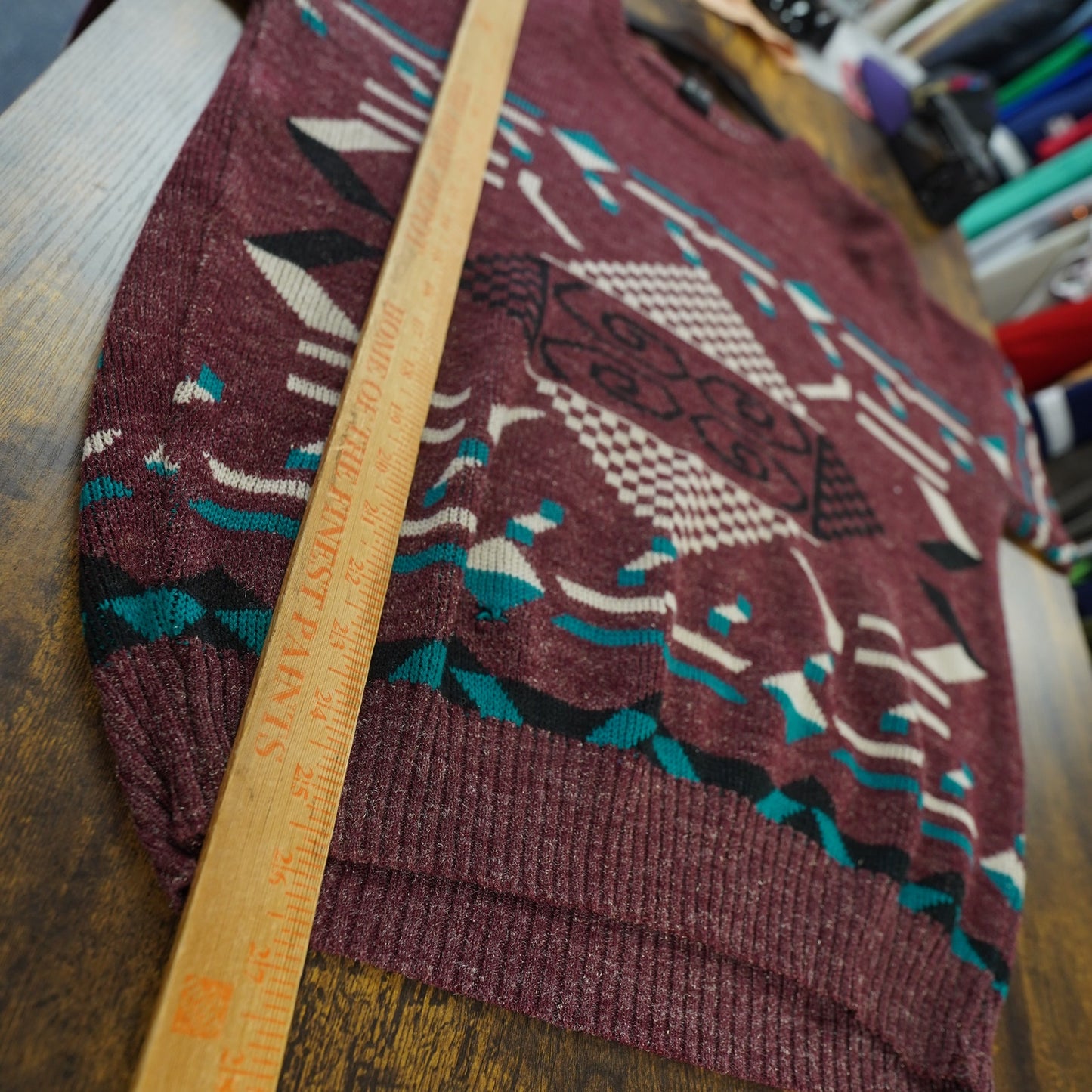 (M) Vintage 90s Evernew Knit Geometric Sweater Men's M Maroon Retro