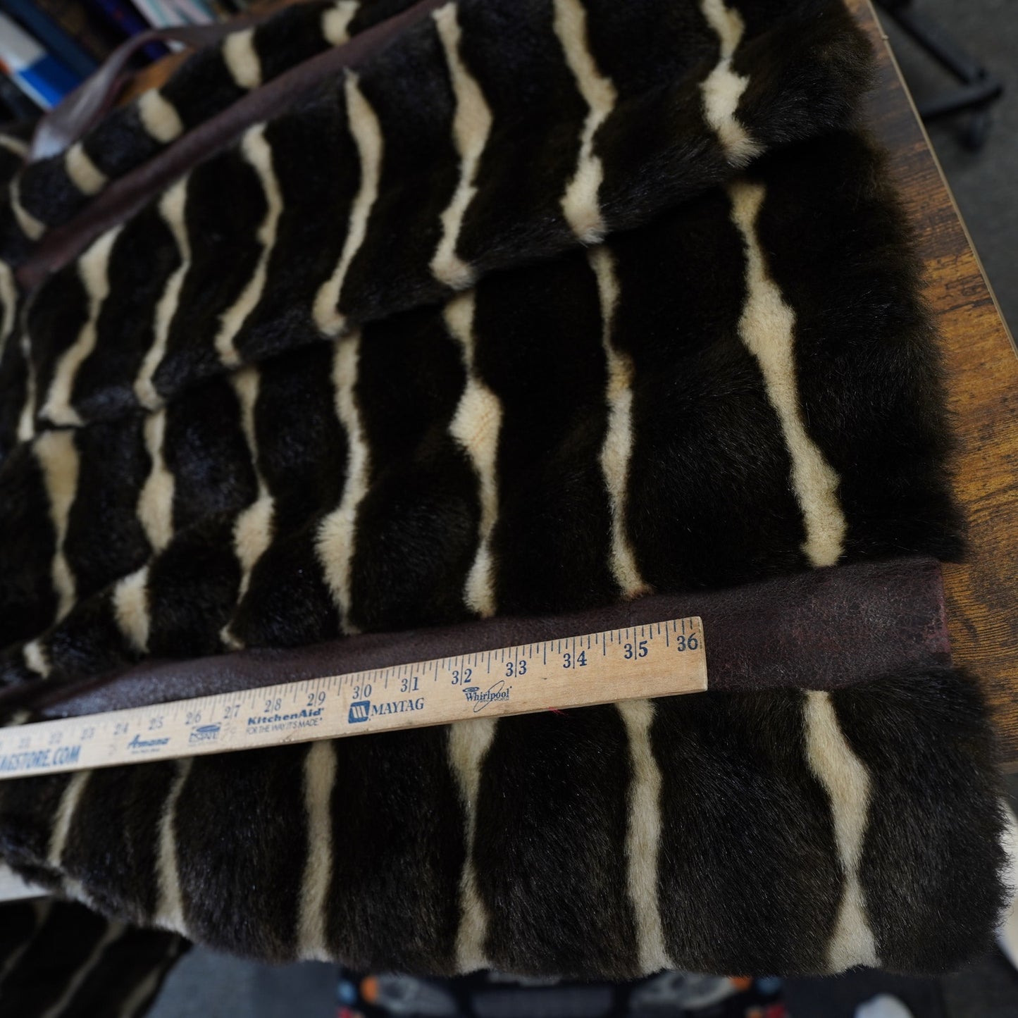 (Women's L) Vintage 70s Grandella Striped Faux Fur Coat Women's Size 14 Brown White Belted