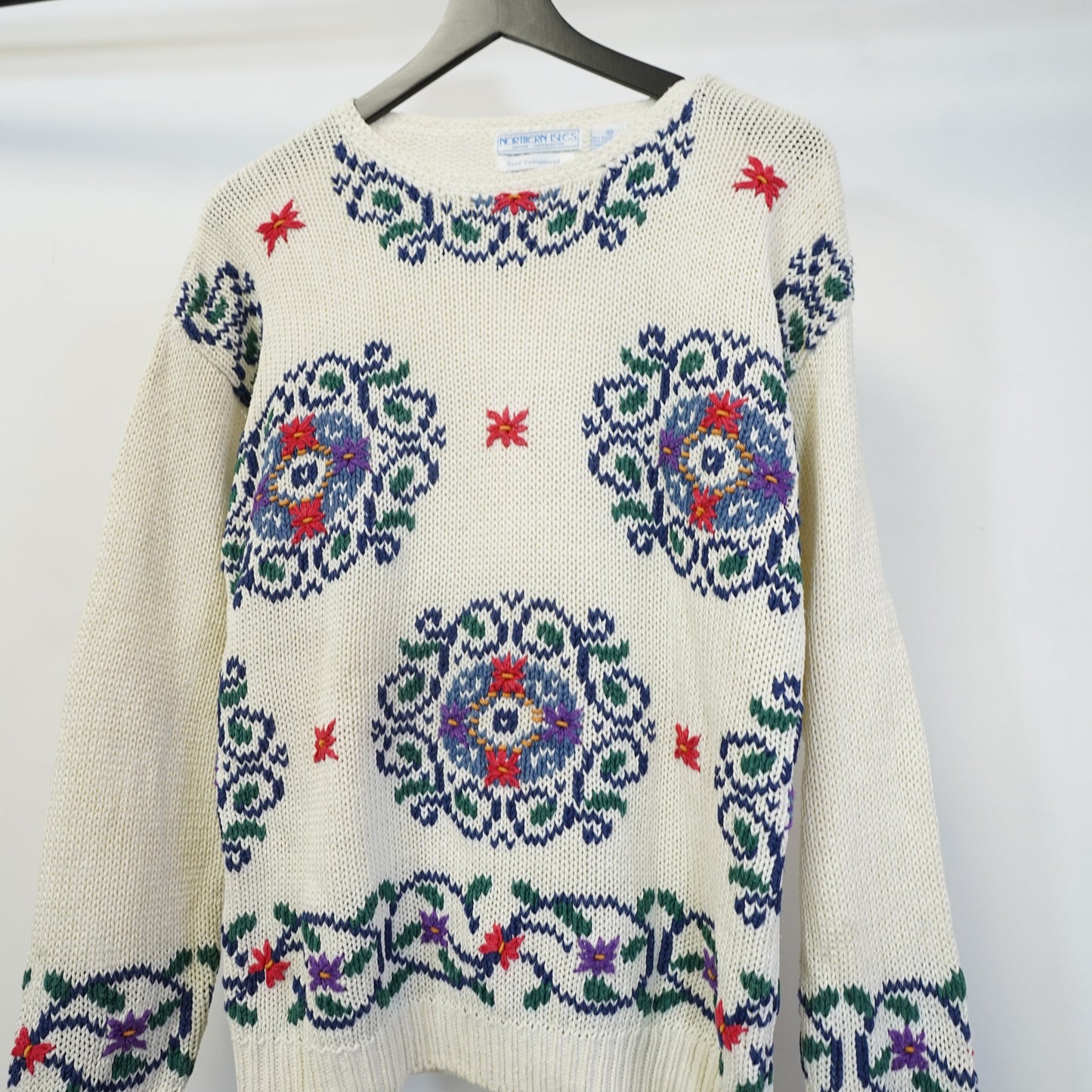 (Women's M) Vintage Northern Isles Floral Hand Knit Sweater Women's M Cottage Flower 90s