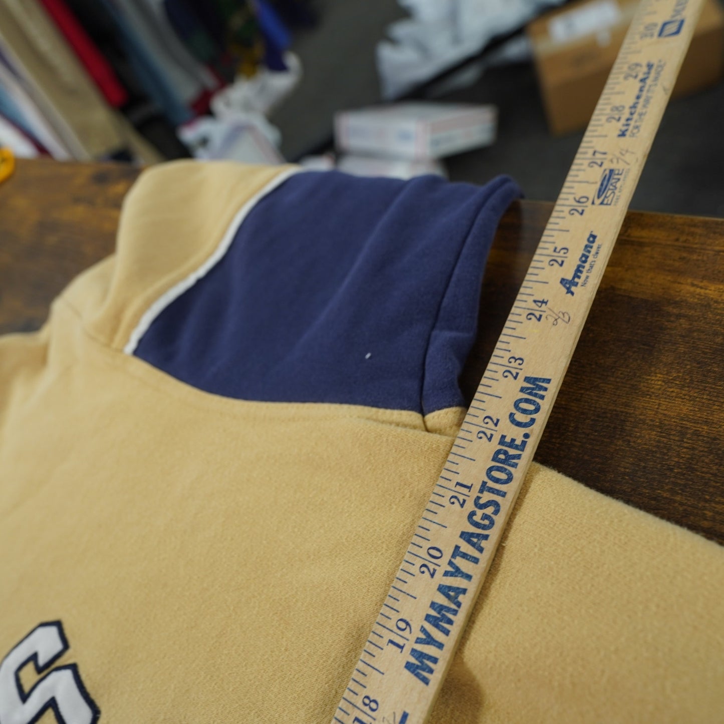 (M) Vintage LA St. Louis Rams Reebok Hoodie Men's M Gold Y2K 2000s Football NFL