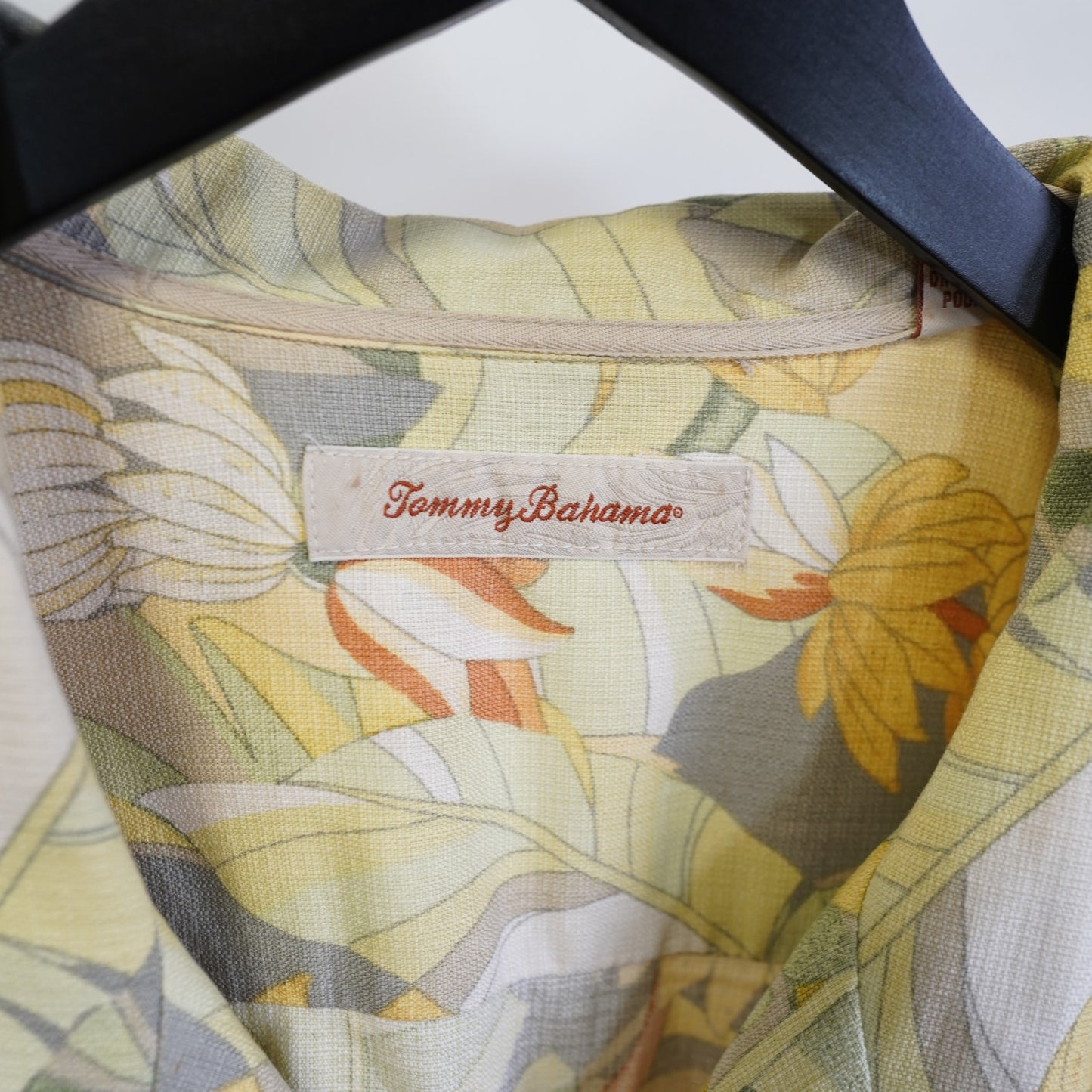 (XXL) Vintage Tommy Bahama Hawaiian Shirt Men's 2XL Yellow Tropical Banana Palm Trees