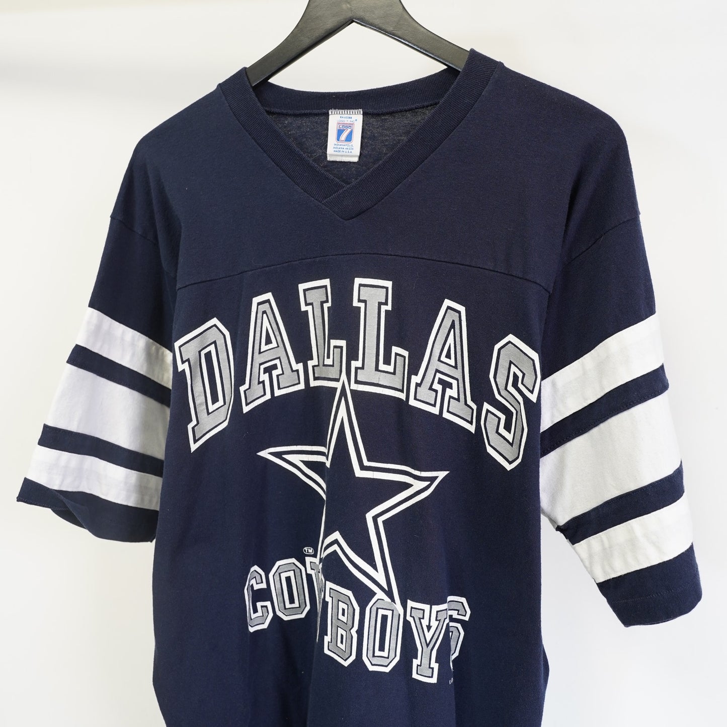 (L) Vintage Dallas Cowboys Logo 7 Jersey T-Shirt Men's L Navy Blue 90s Retro V-Neck
