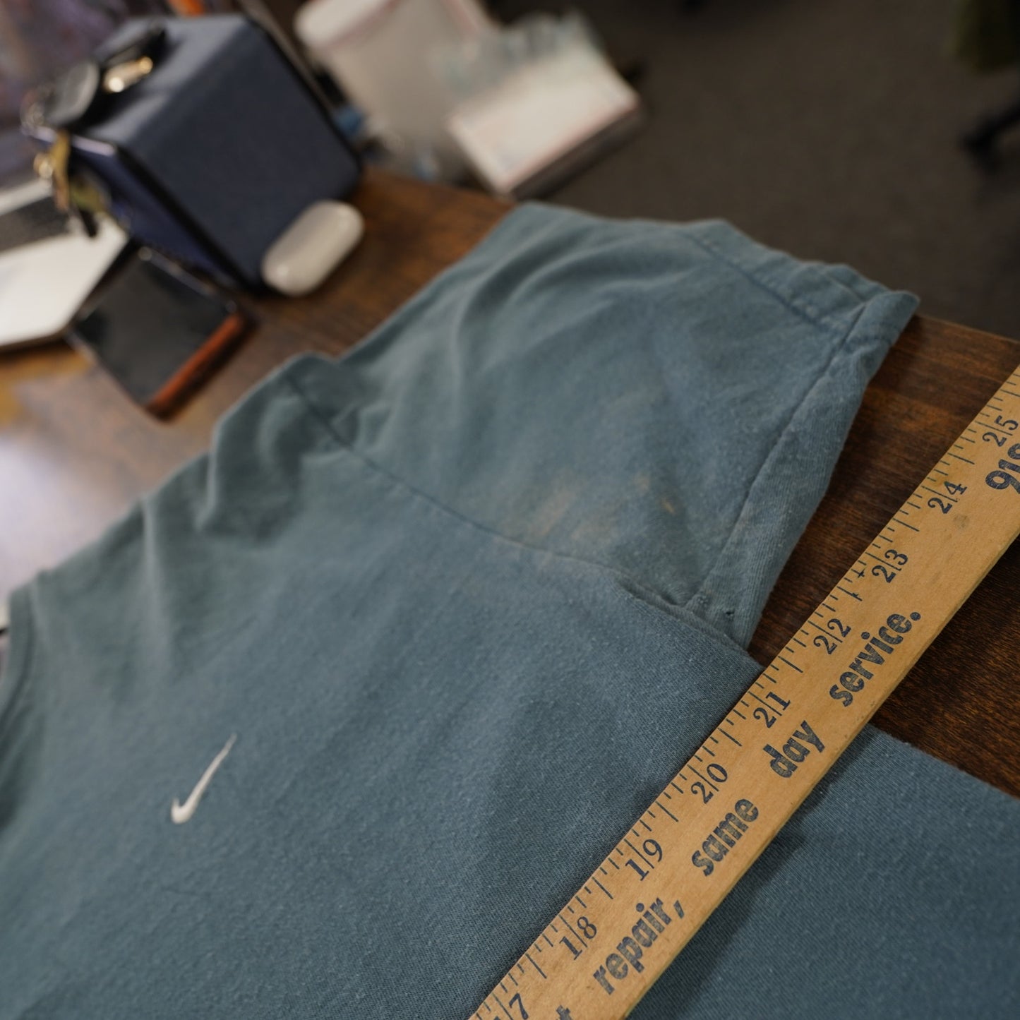 (L) Vintage 2000s Nike Essential Swoosh Check T-Shirt Men's L Blue Embroidered Y2K