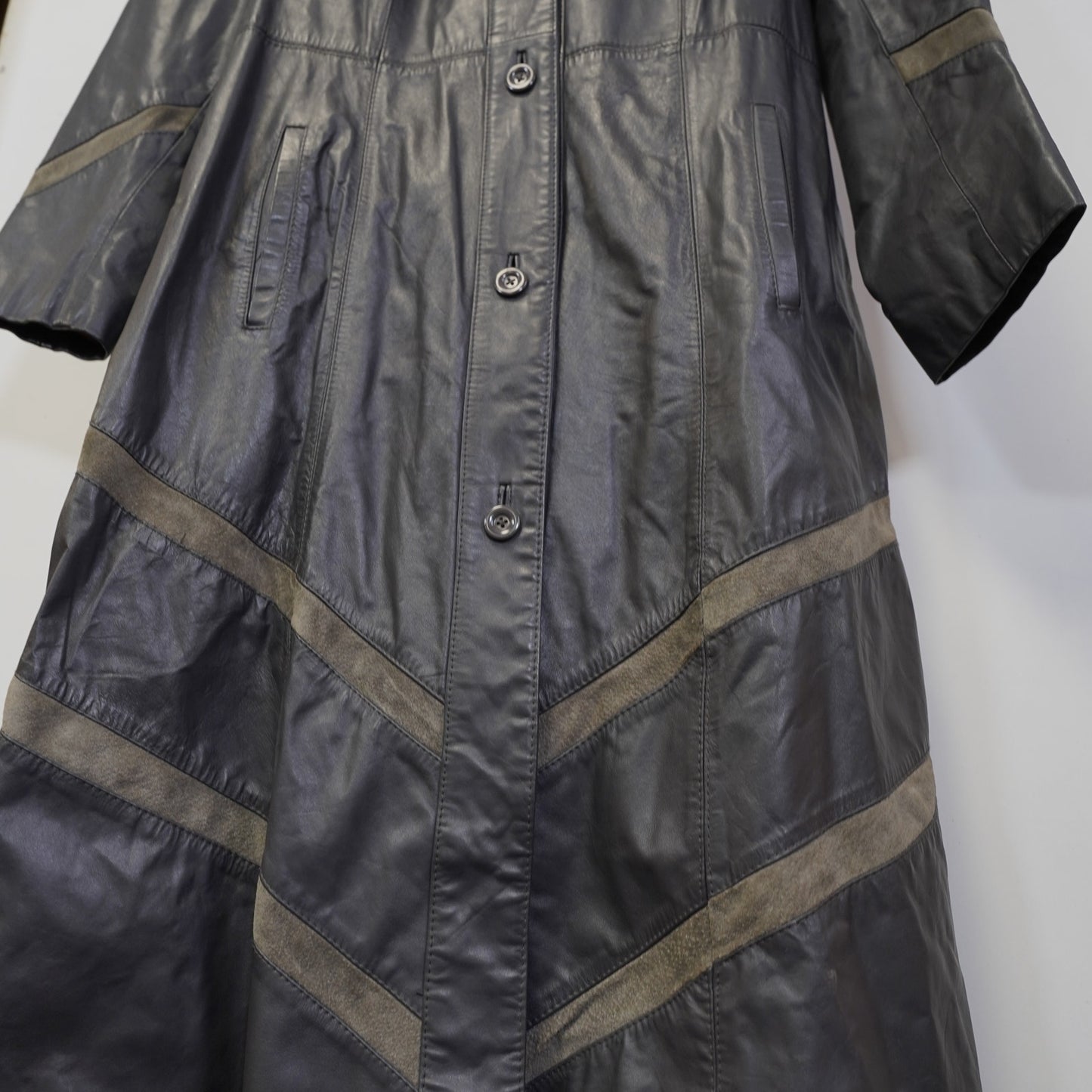 (Women's 20T) Vintage Montgomery Ward Tannery Belted Leather Gray Trench Coat Jacket