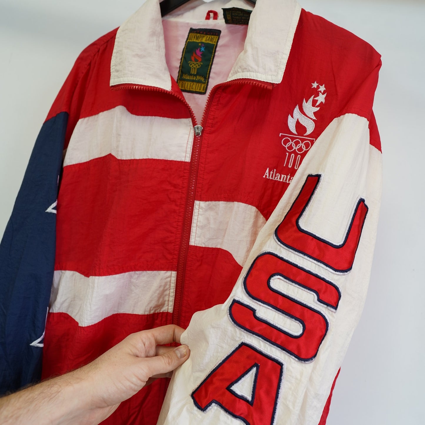 (M) Vintage 1996 Olympic American Flag Atlanta Logo 7 90s Windbreaker Jacket