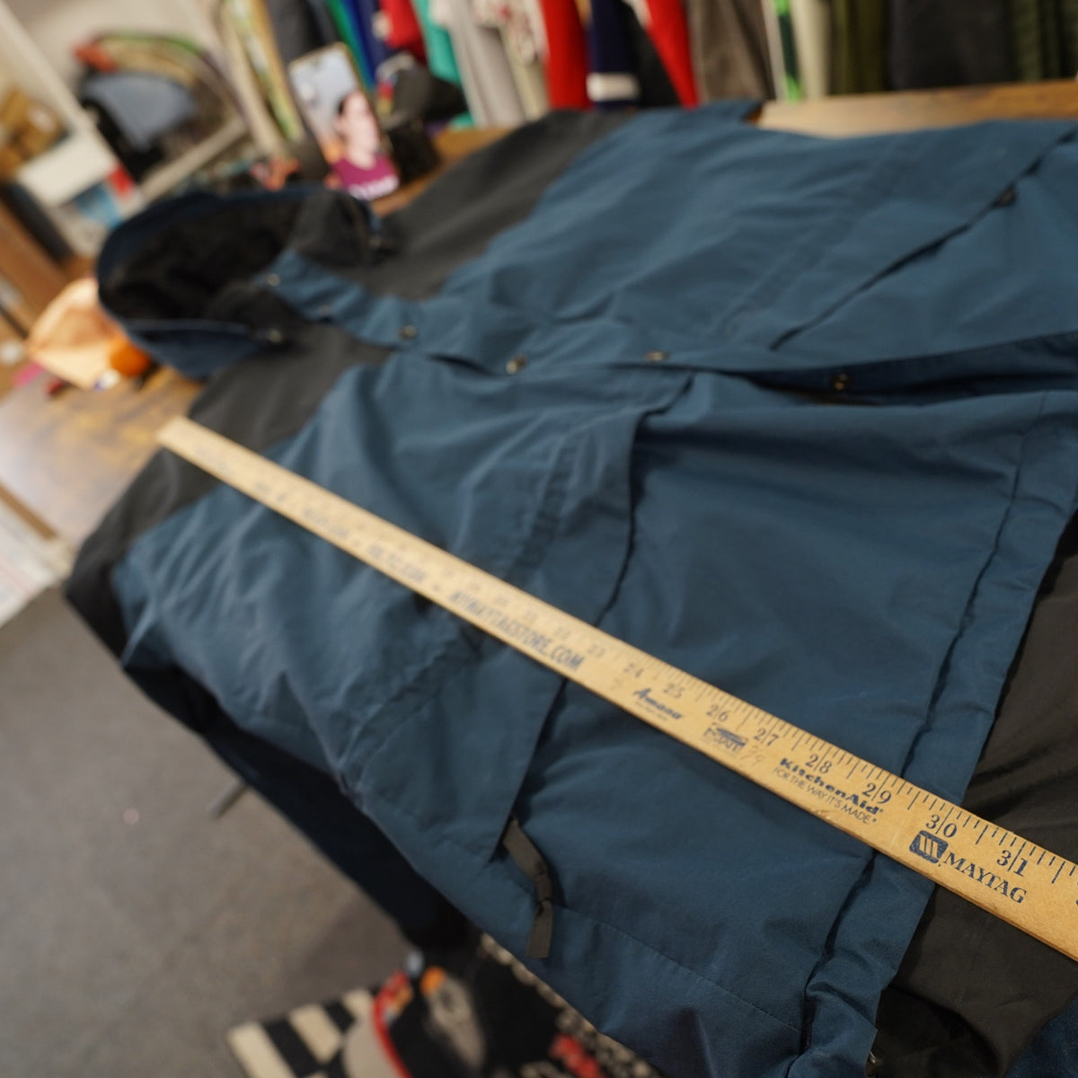 (XL) Vintage The North Face 90s Hydroseal Mountain Light Ski Rain Jacket Mens XL Blue