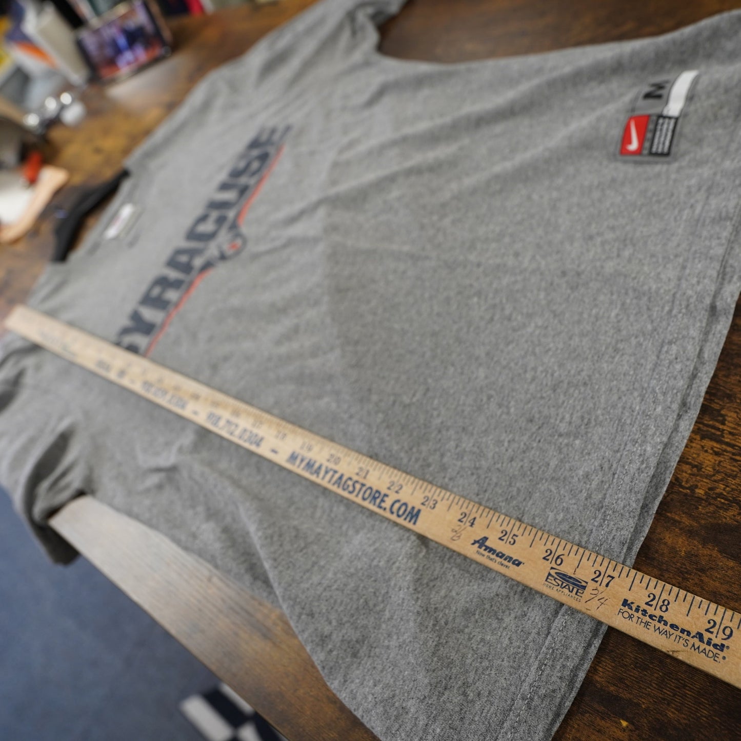(M) Nike Syracuse Orange Center Swoosh Vintage T-Shirt Men's M Football Gray