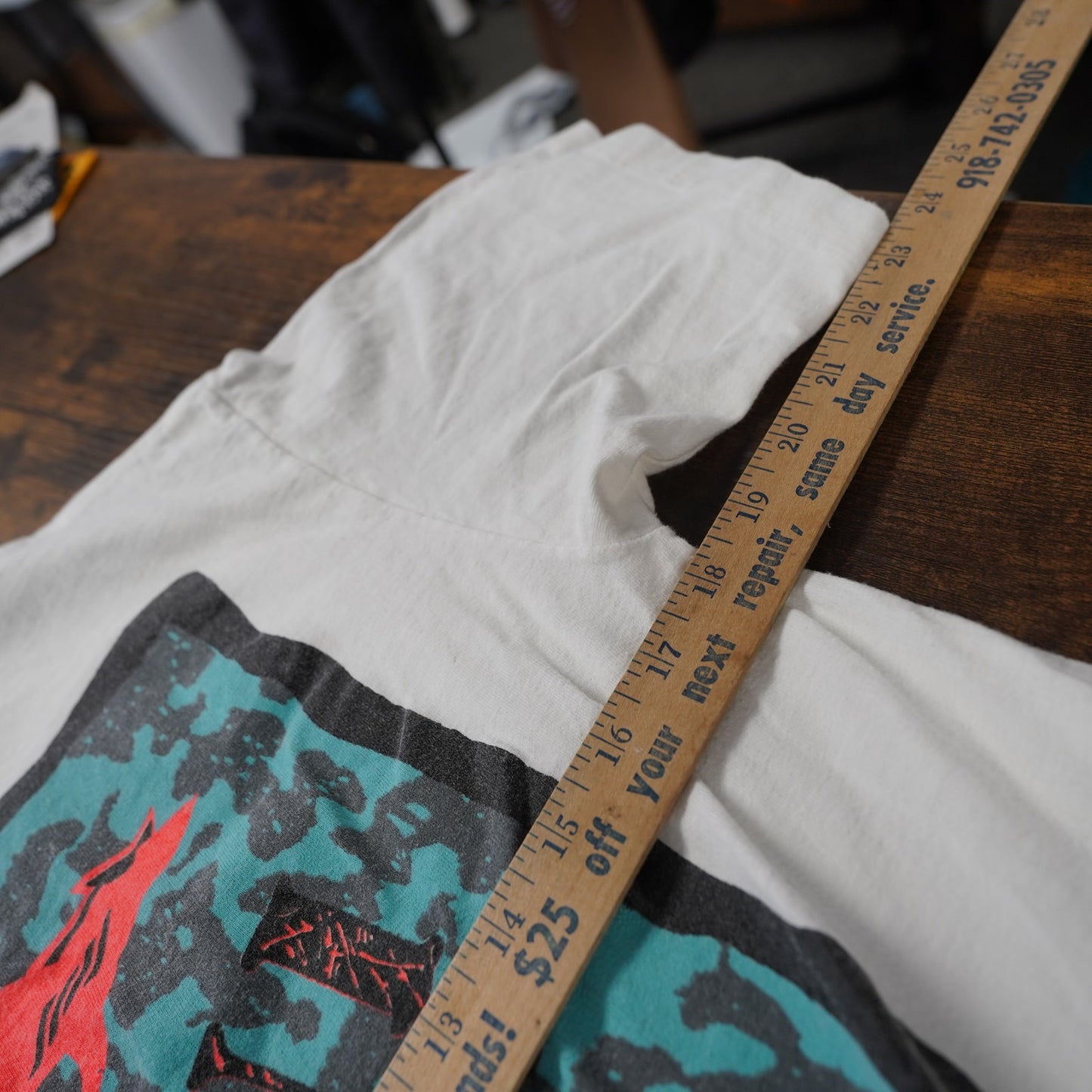 (M) Vintage Maui & Sons Surf Shark T-Shirt Men's M White Skate Beach