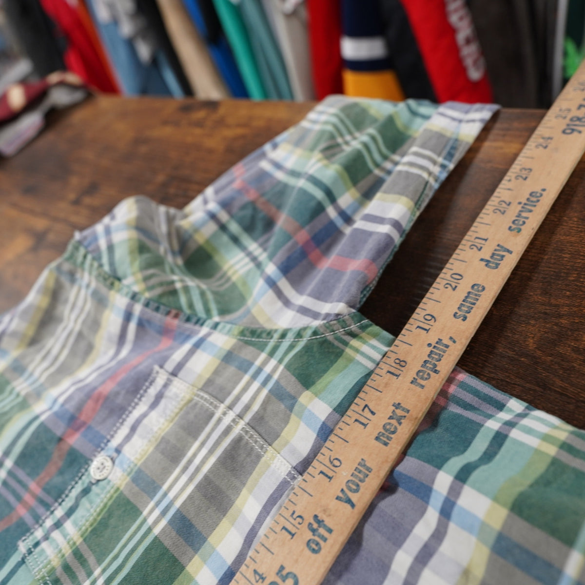 (XS) Tommy Bahama Plaid Button Up Shirt Men's XS Green Lightweight Long Sleeve