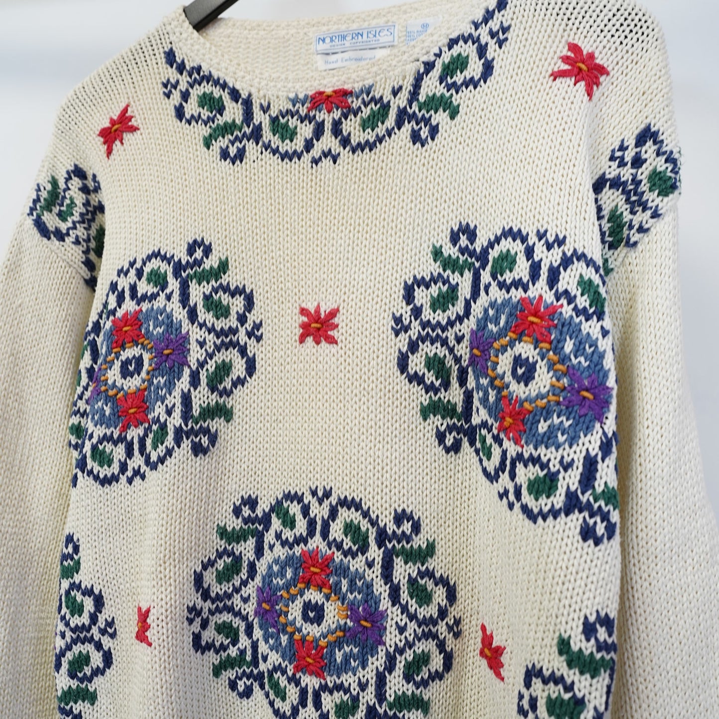 (Women's M) Vintage Northern Isles Floral Hand Knit Sweater Women's M Cottage Flower 90s