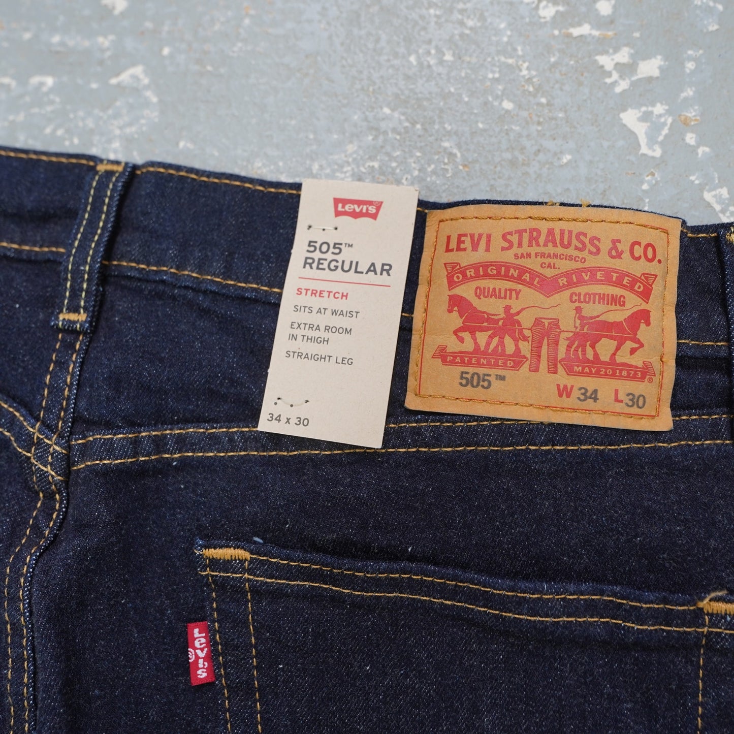 Levi's Strauss 505 Regular Fit Dark Blue Jeans Men's 34x30 Stretch New w/tags