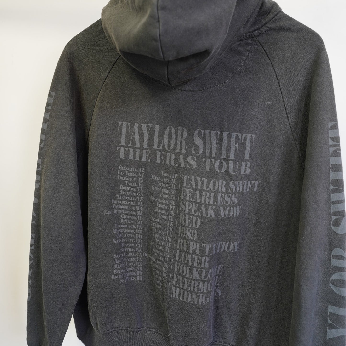 (L) Taylor Swift The Eras Tour Charcoal Hoodie Adult Size L Black Gray EUC