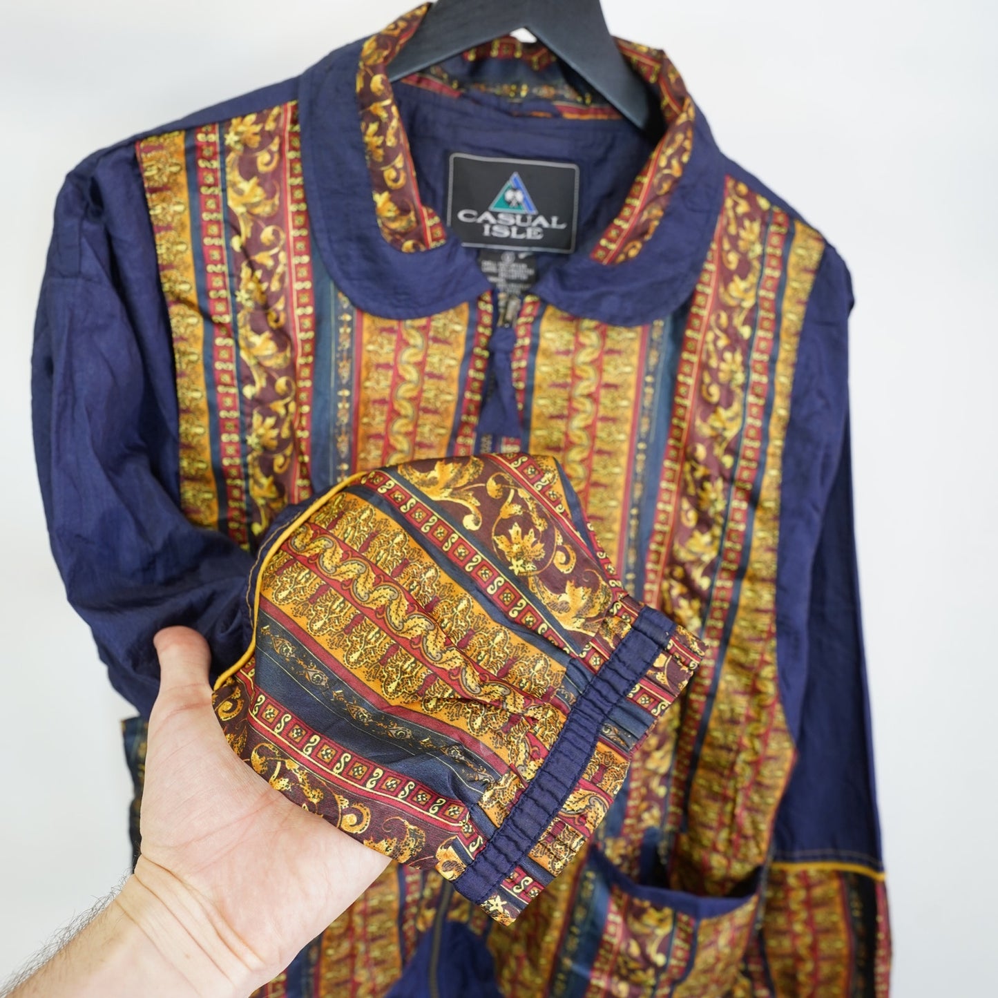 (S) Vintage Casual Isle 90s Golden Chanel-Esque Windbreaker Jacket Men's S Blue