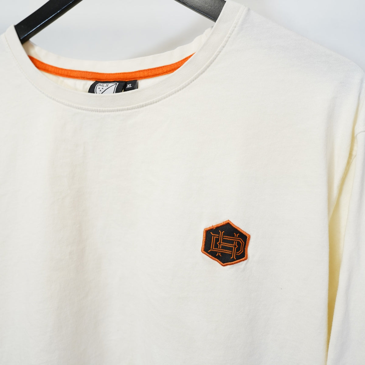 (XL) Houston Dynamo FC Soccer Local Long Sleeve T-Shirt Men's XL Cream Lightning