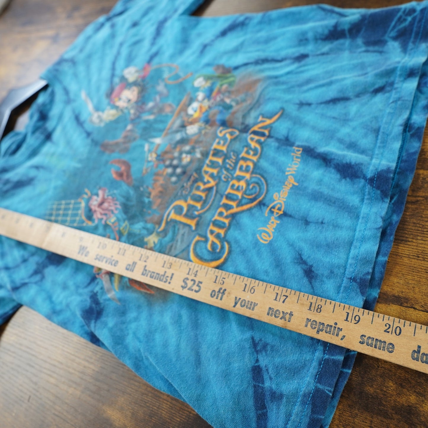 (Youth L) Vintage Pirates of the Caribbean Disney Mickey Mouse Tie Dye T-Shirt Youth Sz. L
