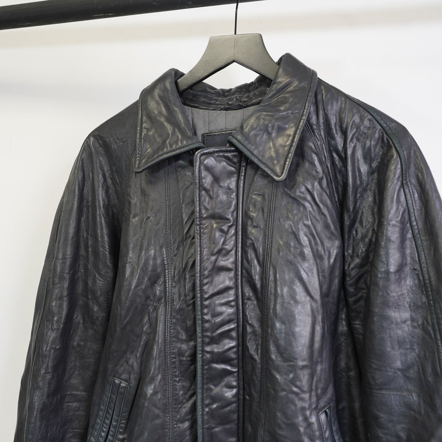 (M) Vintage London Fog Genuine Leather Motorcycle Bomber Jacket Men's M Black Soft